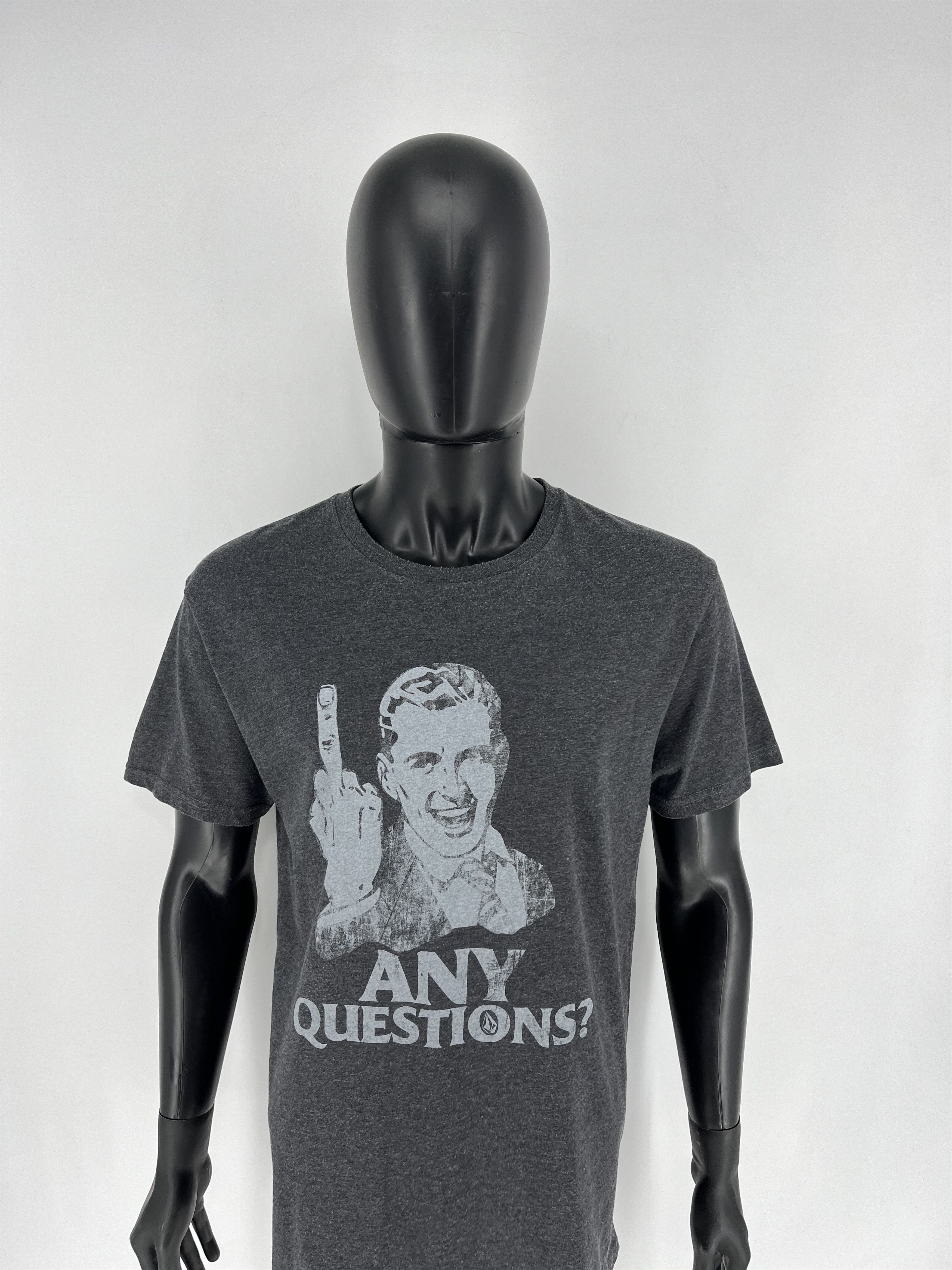 Vintage Vintage Tshirt VOLCOM ANY QUESTIONS Size US L / EU 52-54 / 3 - 5 Thumbnail