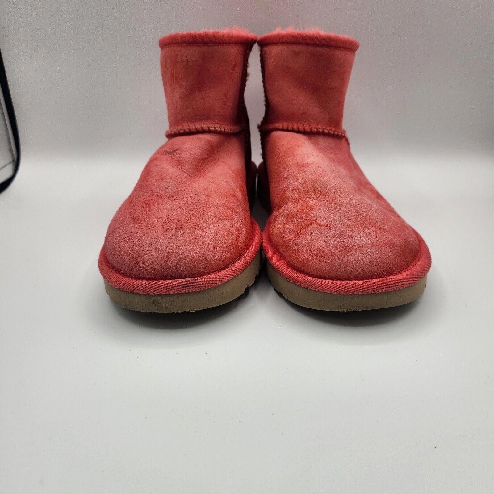 Ugg UGG CLASSIC MINI ll WOMEN'S SIZE 9 Hibiscus Pink Size US 9 / IT 39 - 2 Thumbnail