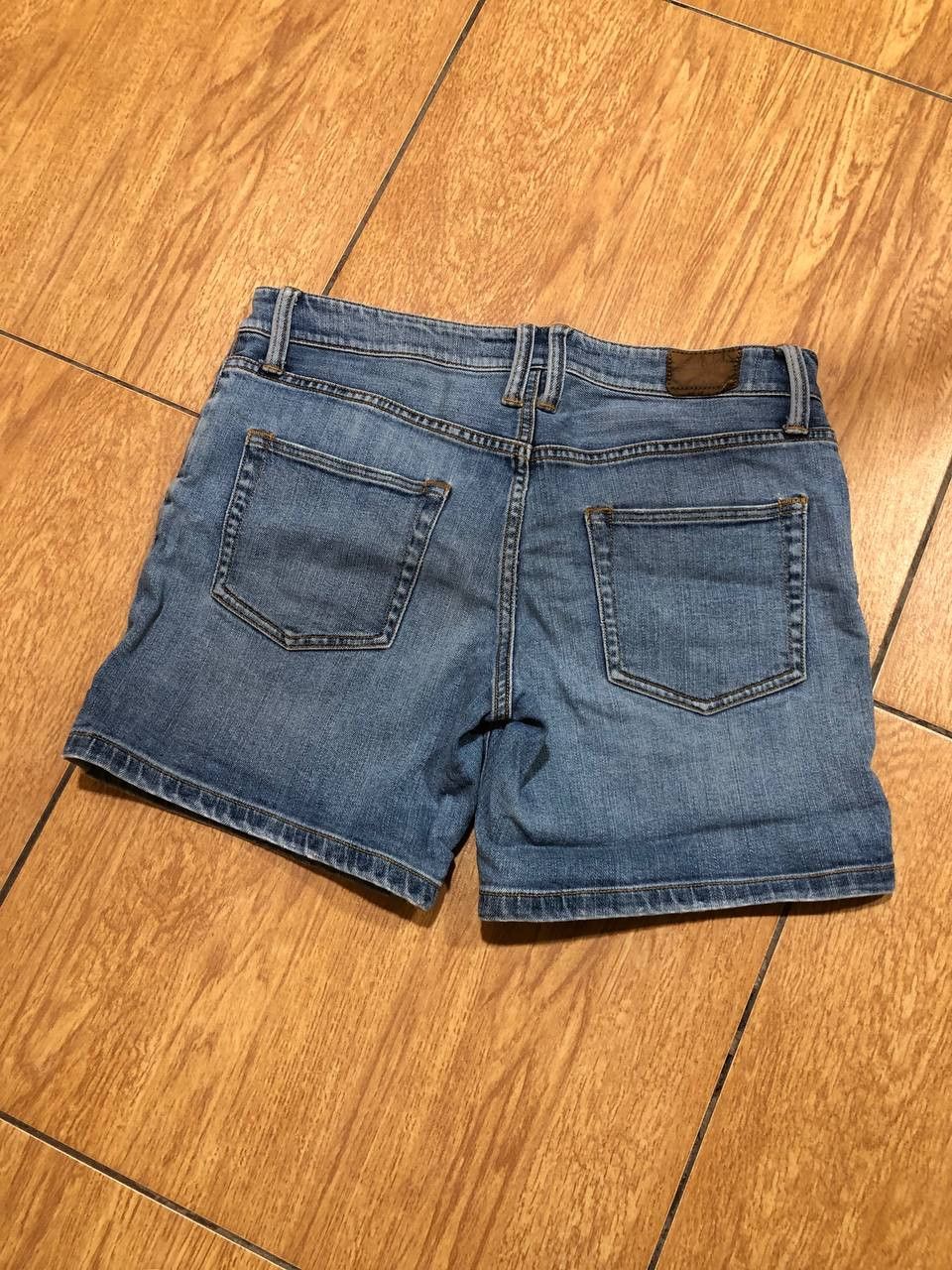 Burberry Burberry Woman's Low Rise Wash Denim Shorts Size 30" / US 8 / IT 44 - 8 Thumbnail