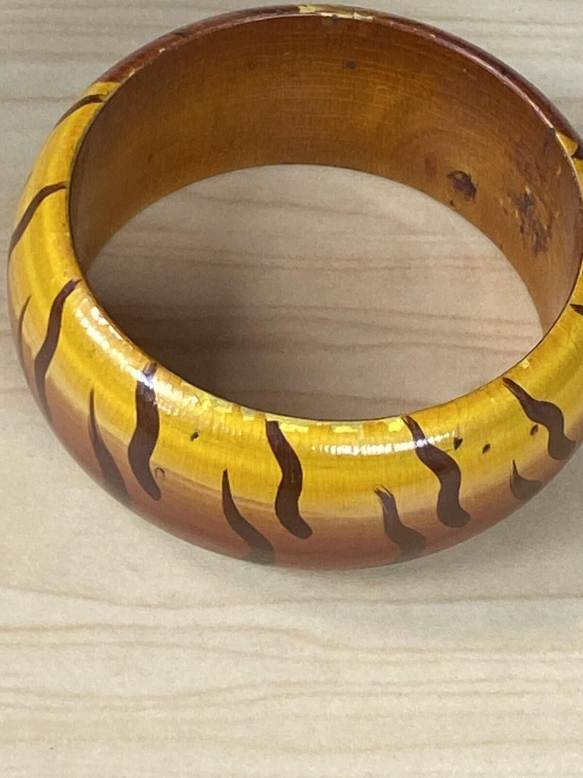 The Unbranded Brand Vintage Wood Bengal Tiger Bangle Bracelet Hand painted Size ONE SIZE - 7 Thumbnail