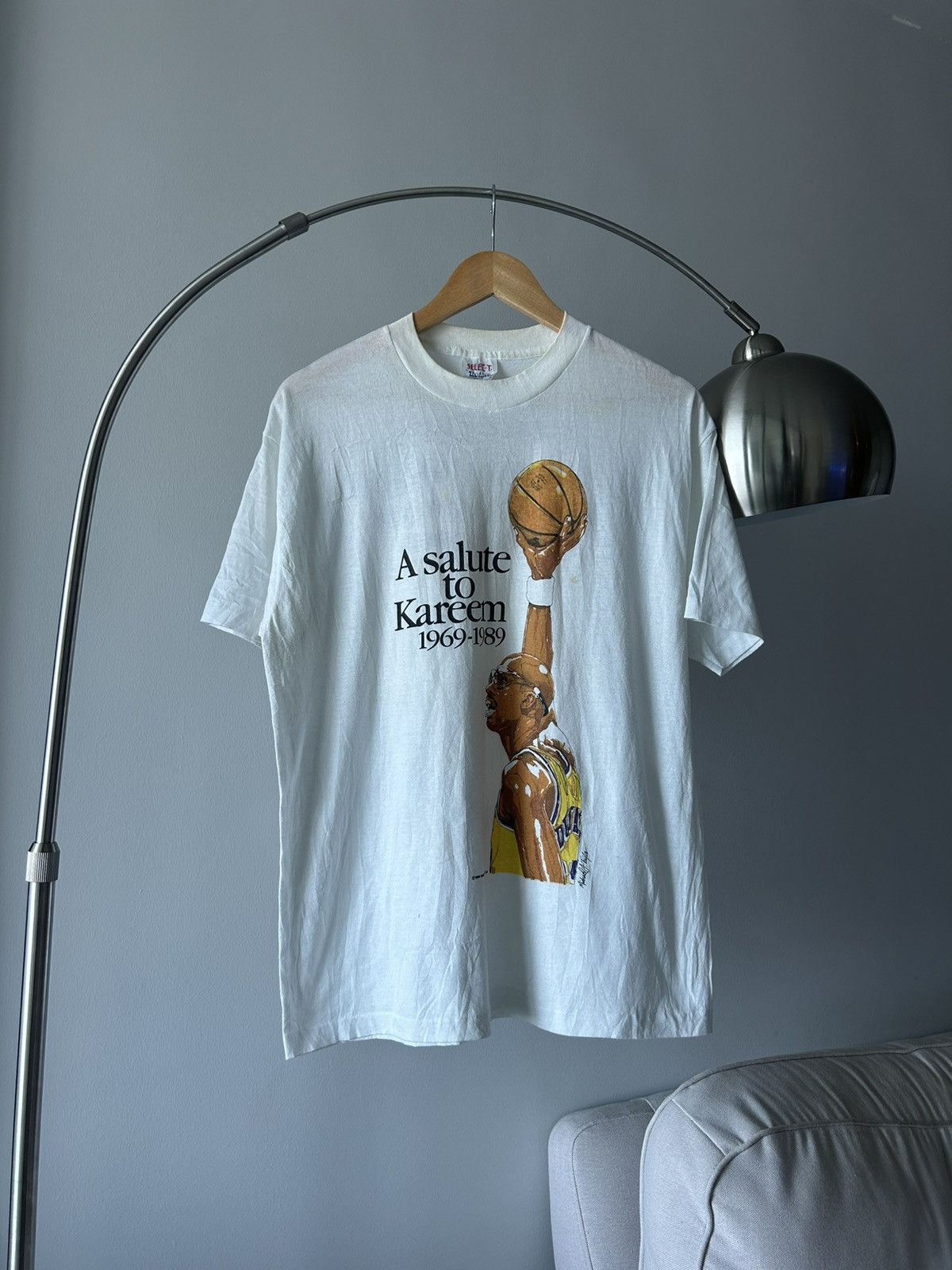 Vintage A Salute to Kareem Vintage T Shirt 80’ Size US XL / EU 56 / 4 - 1 Thumbnail