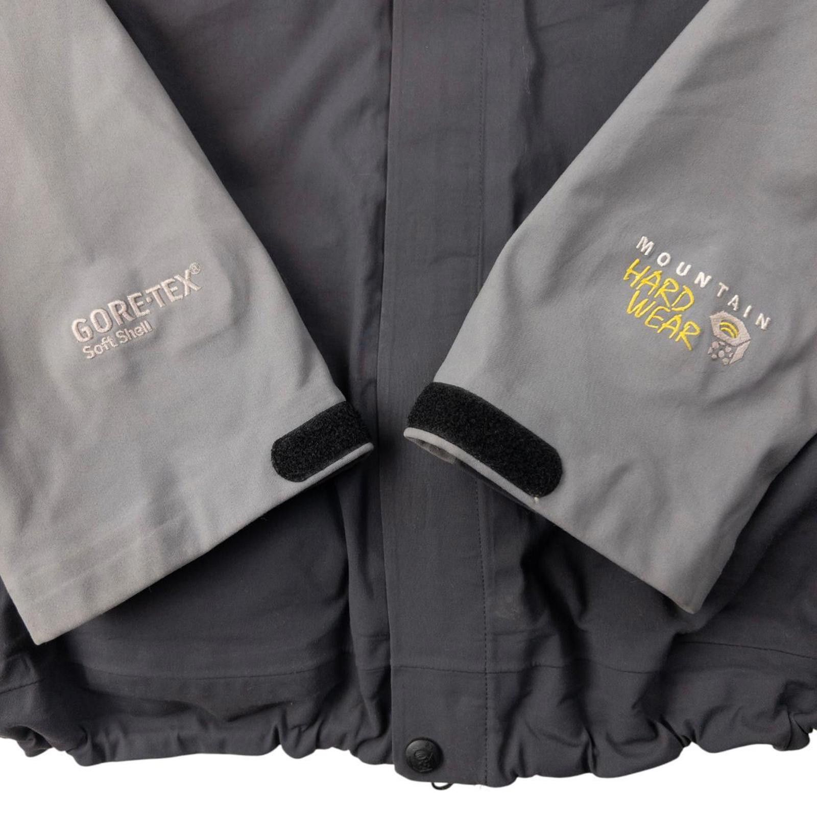 Mountain Hardwear Vintage Mountain Hardwear Goretex Soft Shell Jacket Size XL Size US XL / EU 56 / 4 - 7 Thumbnail