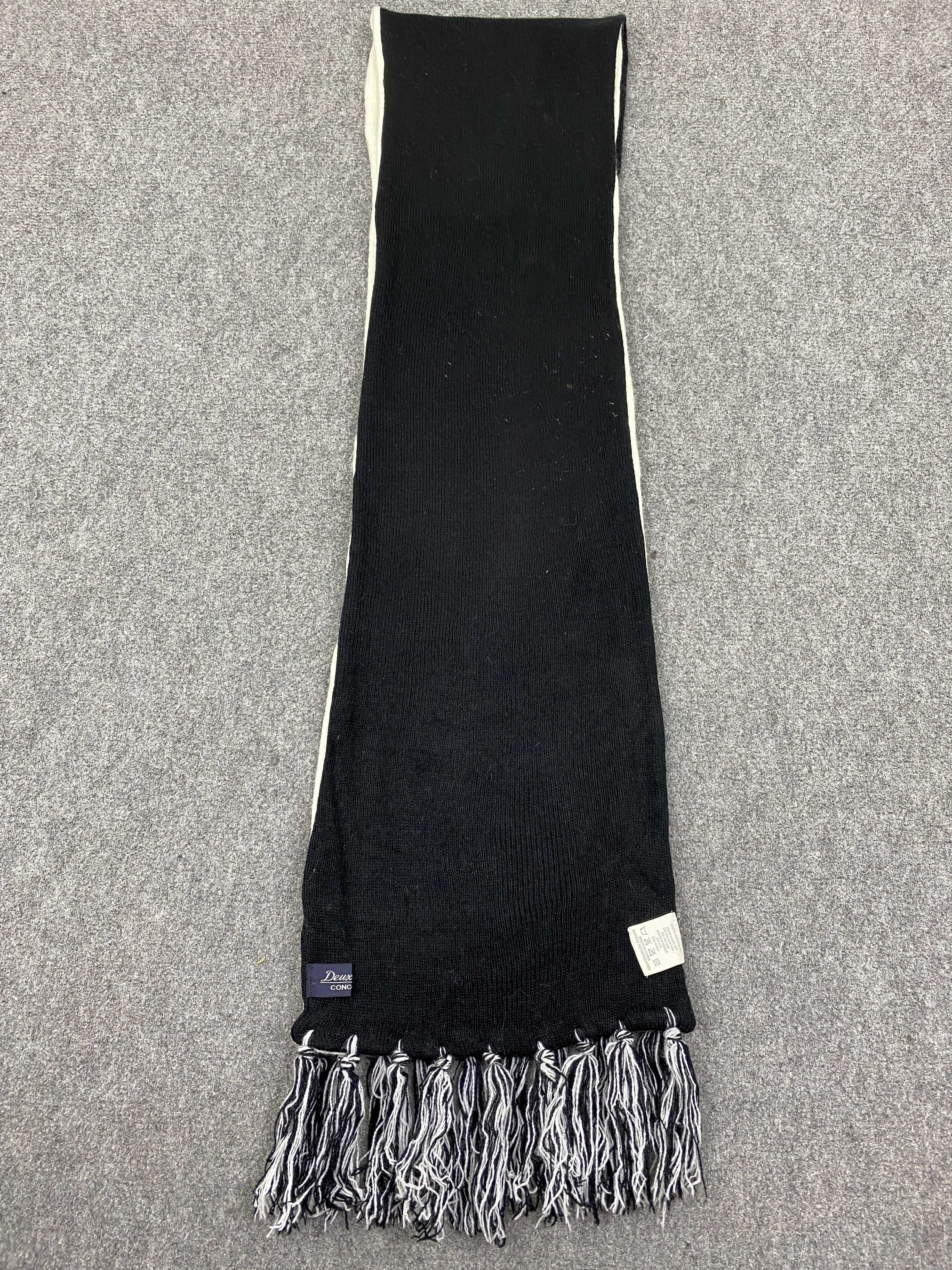 Japanese Brand Vintage Skull Design Scarf / Muffler / Wool Scarf - SC0077 Size ONE SIZE - 5 Thumbnail