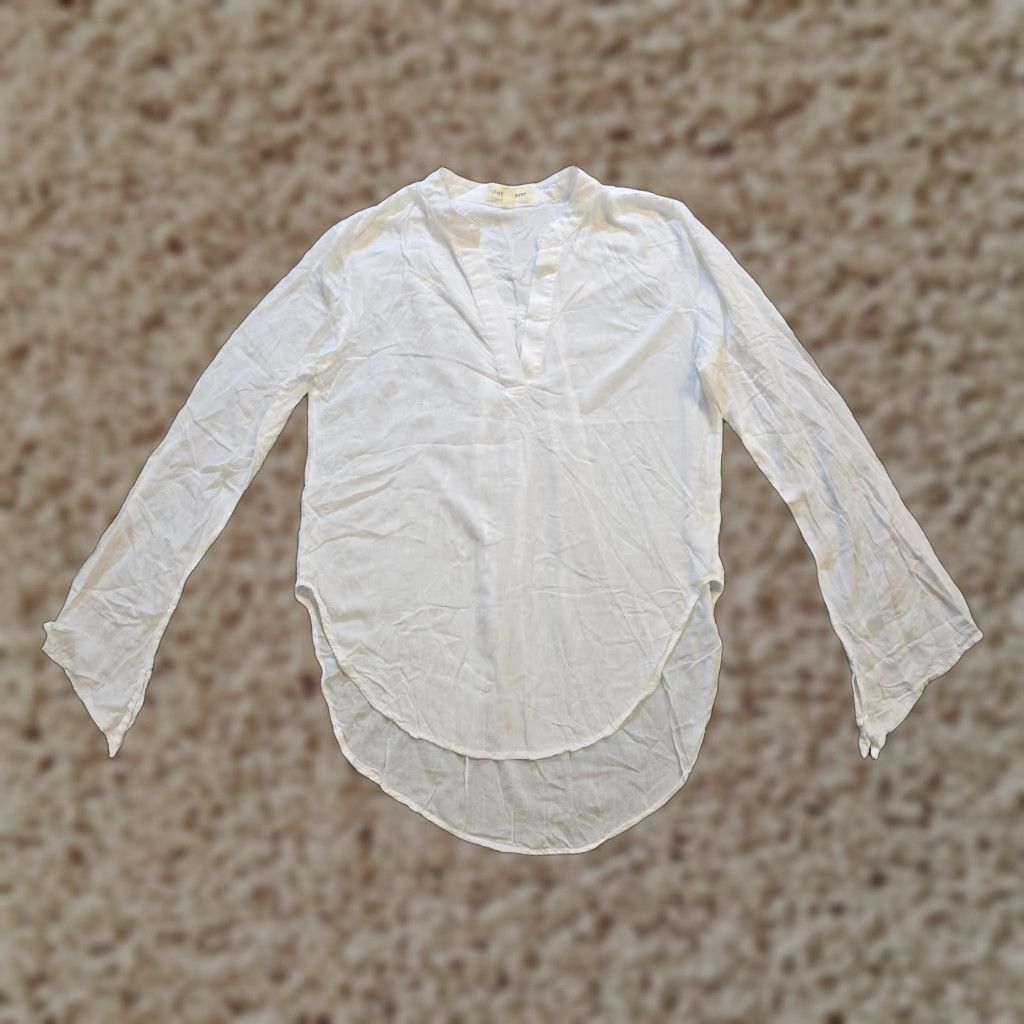 Bell Cloth & Stone Top Womens XS White Long Sleeve V Neck Bell Sleeve Layer Beachy Shirt Woman XS White Size XS / US 0-2 / IT 36-38 - 1 Thumbnail