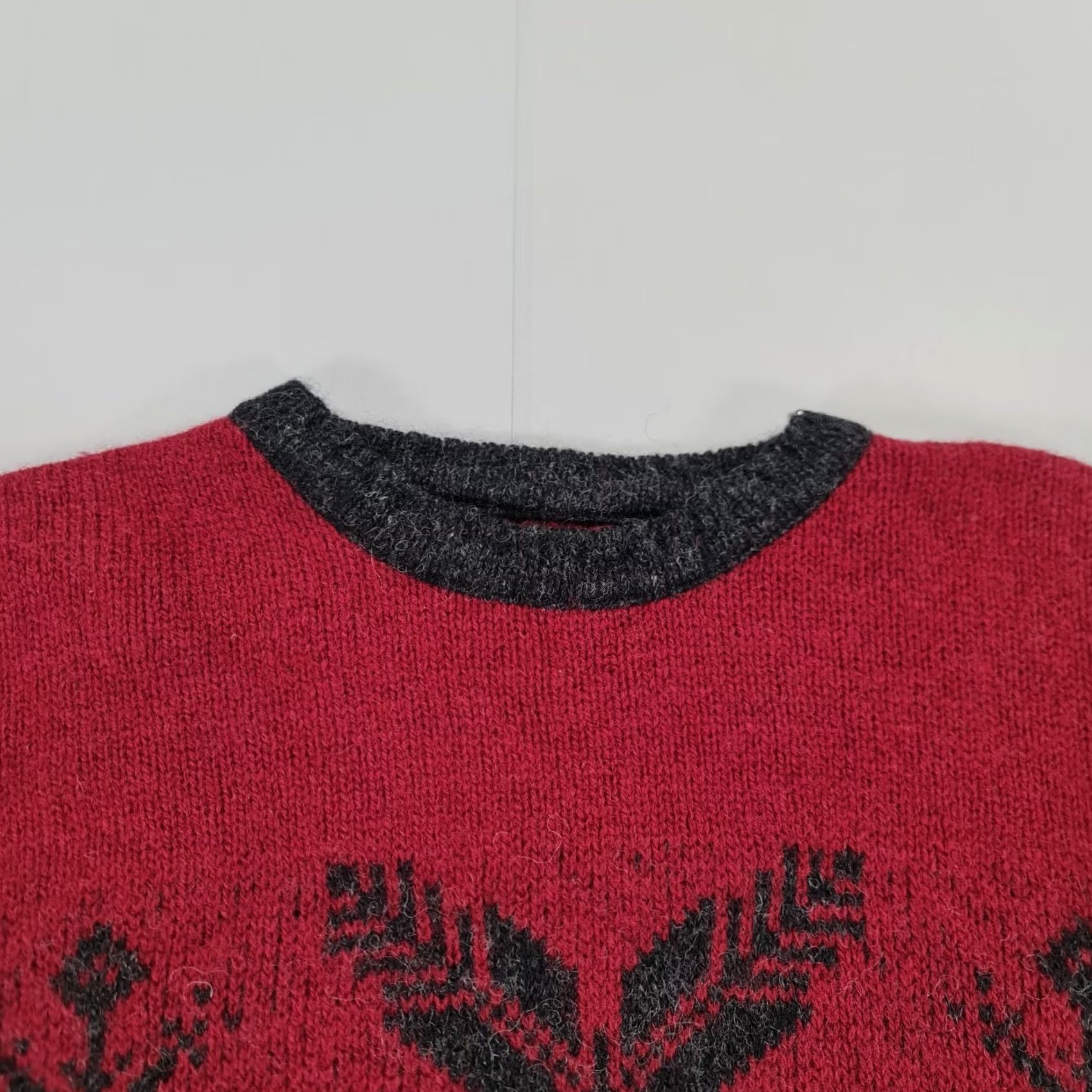 Vintage Woolrich Jumper Red XXL Wool Pullover Crew Neck Long Sleeve Fair Isle Vintage Mens Size US XXL / EU 58 / 5 - 2 Thumbnail