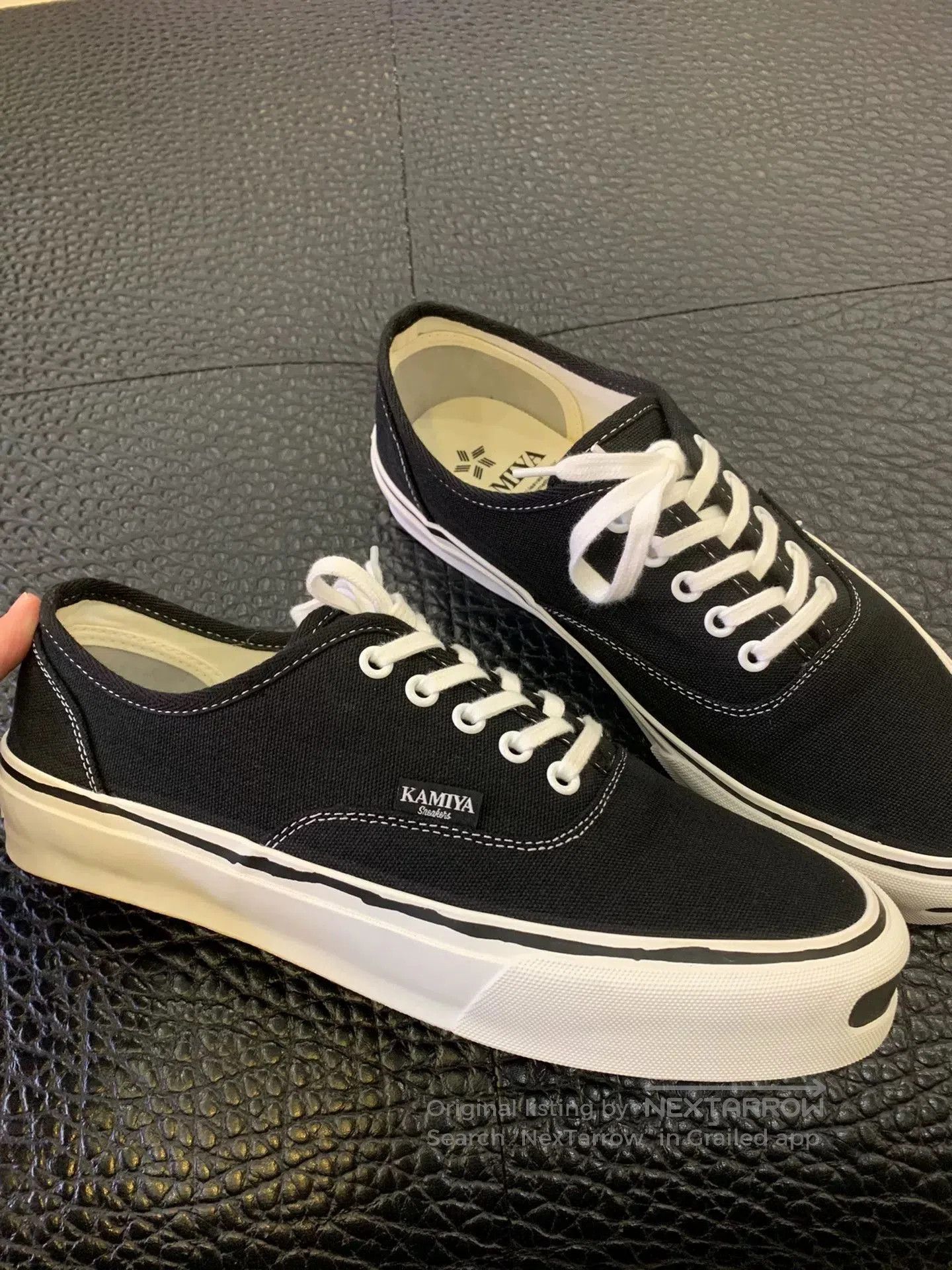 KIRA black low. Size US 11 / EU 44 - 2 Thumbnail