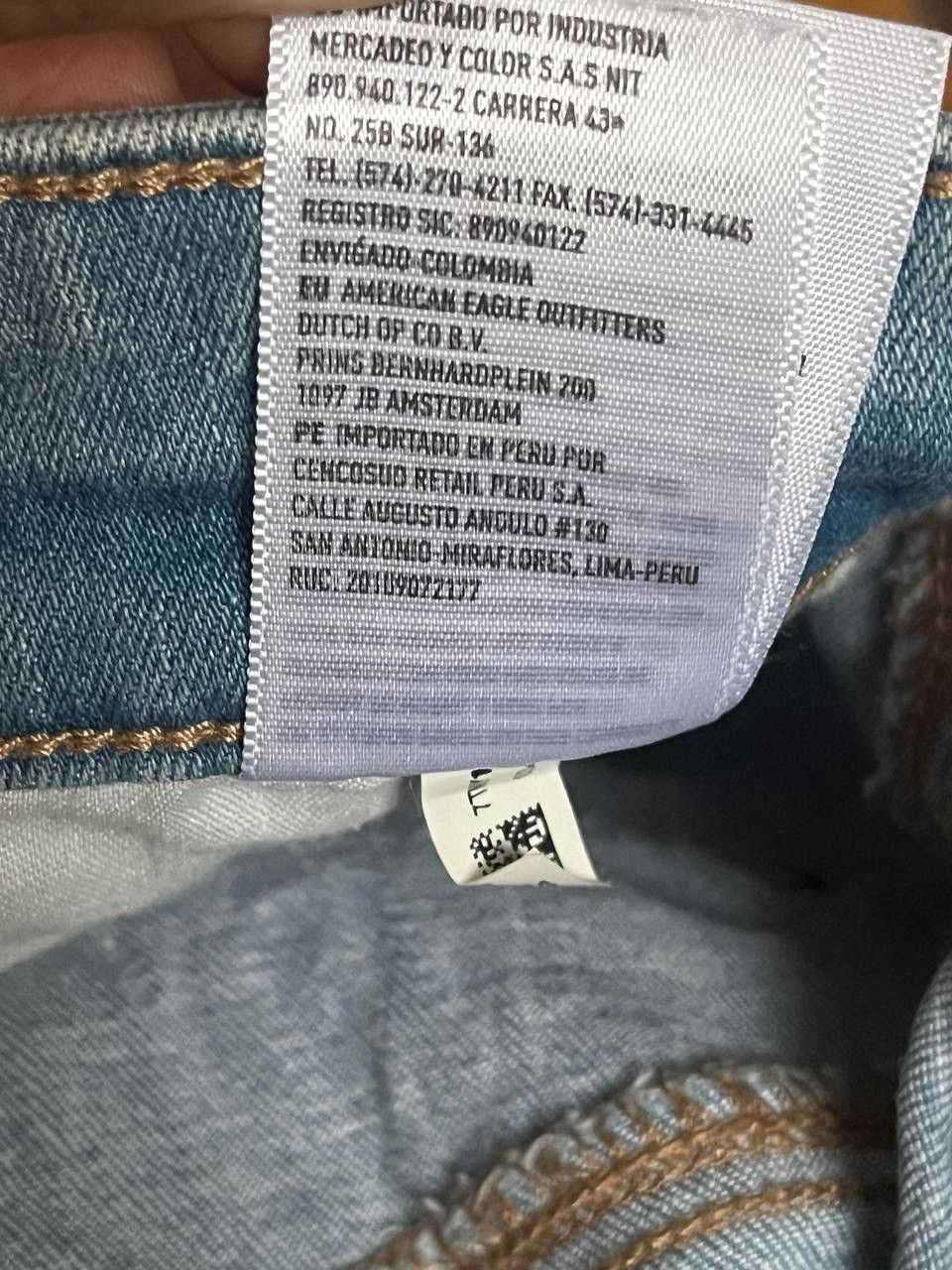 American Eagle Outfitters VINTAGE AMERICAN EAGLE LADY JEANS DITRESSED STYLE Size 34" / US 12 / IT 48 - 13 Thumbnail