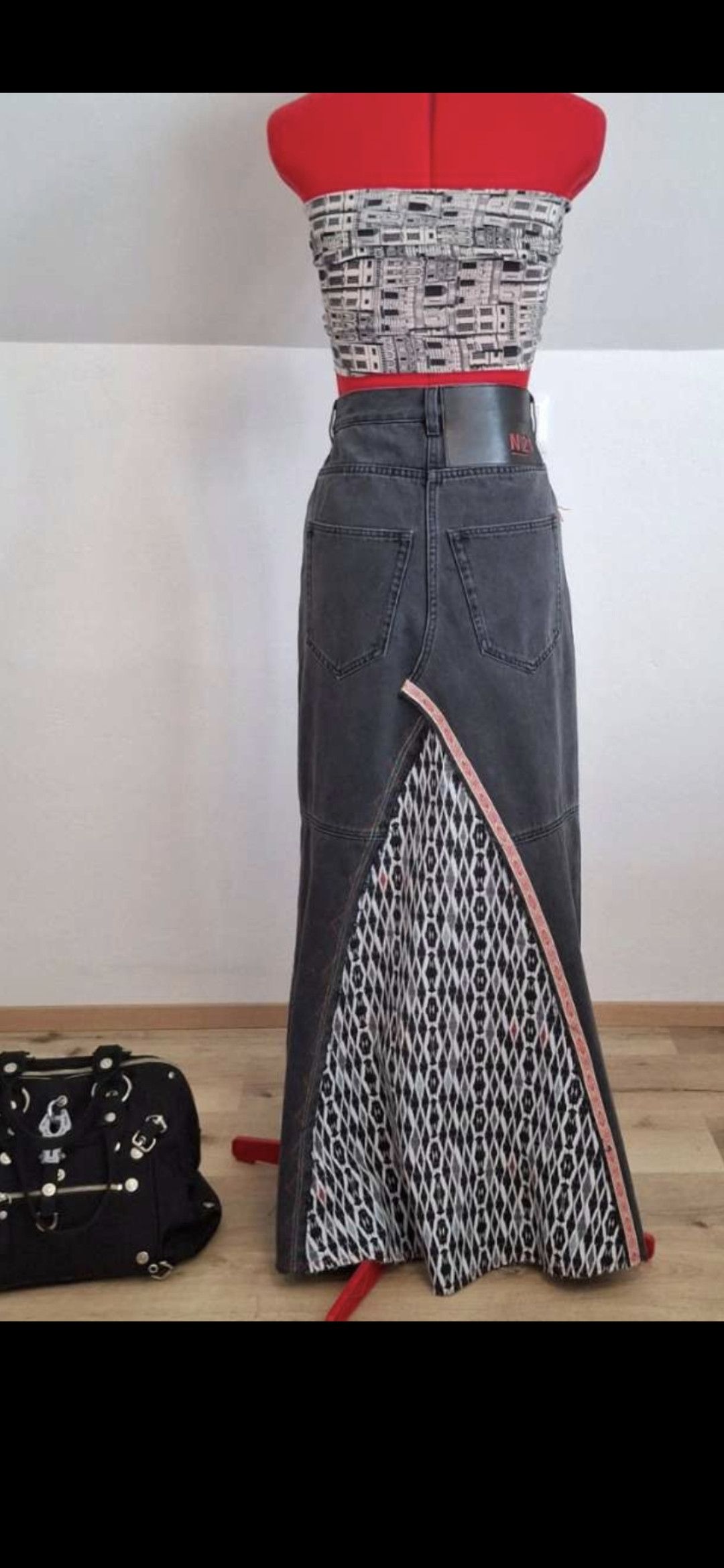 N21 Reworked Denim Maxi Skirt – Upcycled from N°21 Size 25" / US 0 / IT 36 - 6 Thumbnail