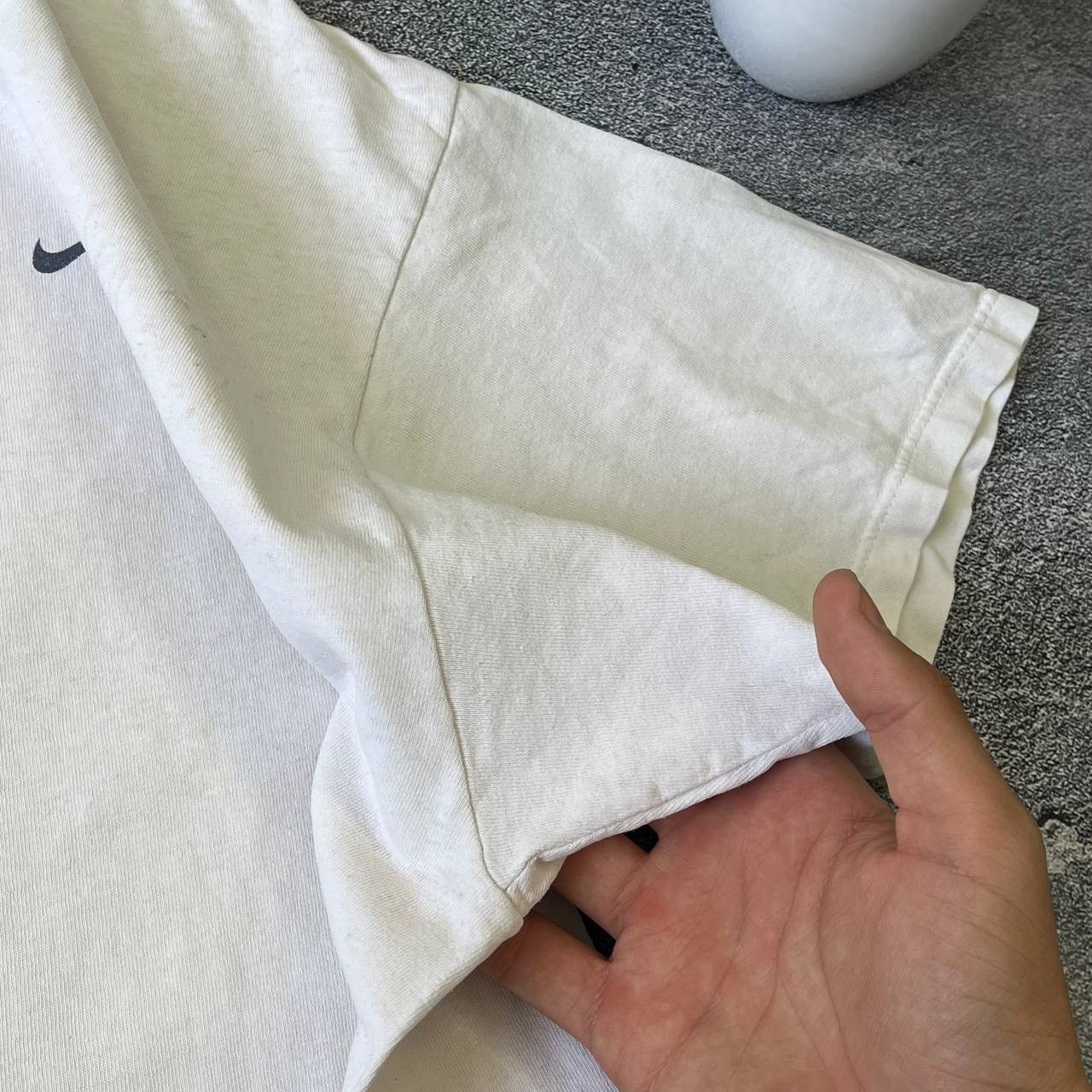 Nike Vintage Y2K 90s Boxy Fit Nike Big Logo T Shirt Size XL Size US XL / EU 56 / 4 - 7 Thumbnail