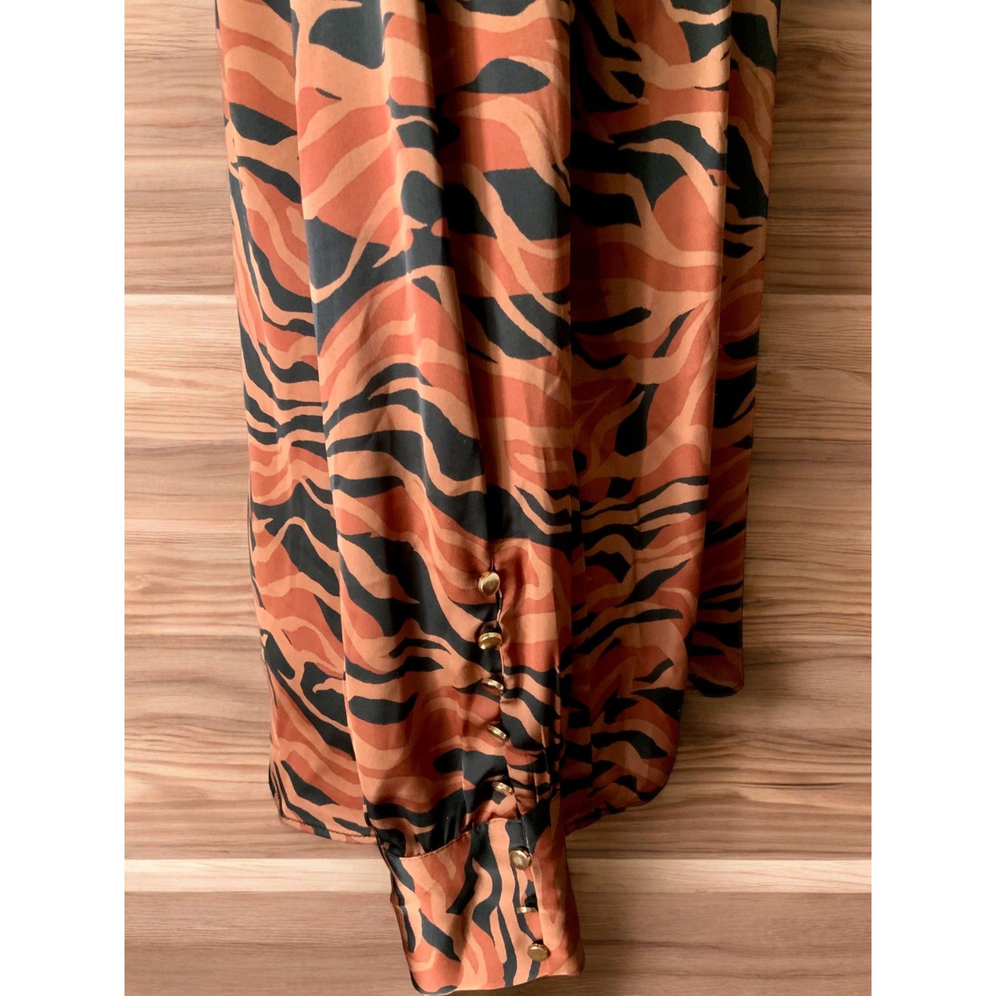 Elie Tahari Tahari Long Sleeve Tiger Print Polyester Blend Blouse Medium Size M / US 6-8 / IT 42-44 - 5 Thumbnail