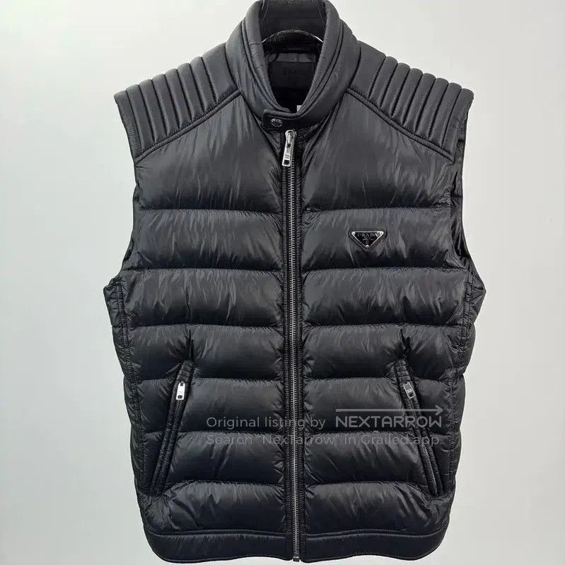 Prada Prada Black Men's Down Vest M Size. Size US M / EU 48-50 / 2 - 1 Thumbnail