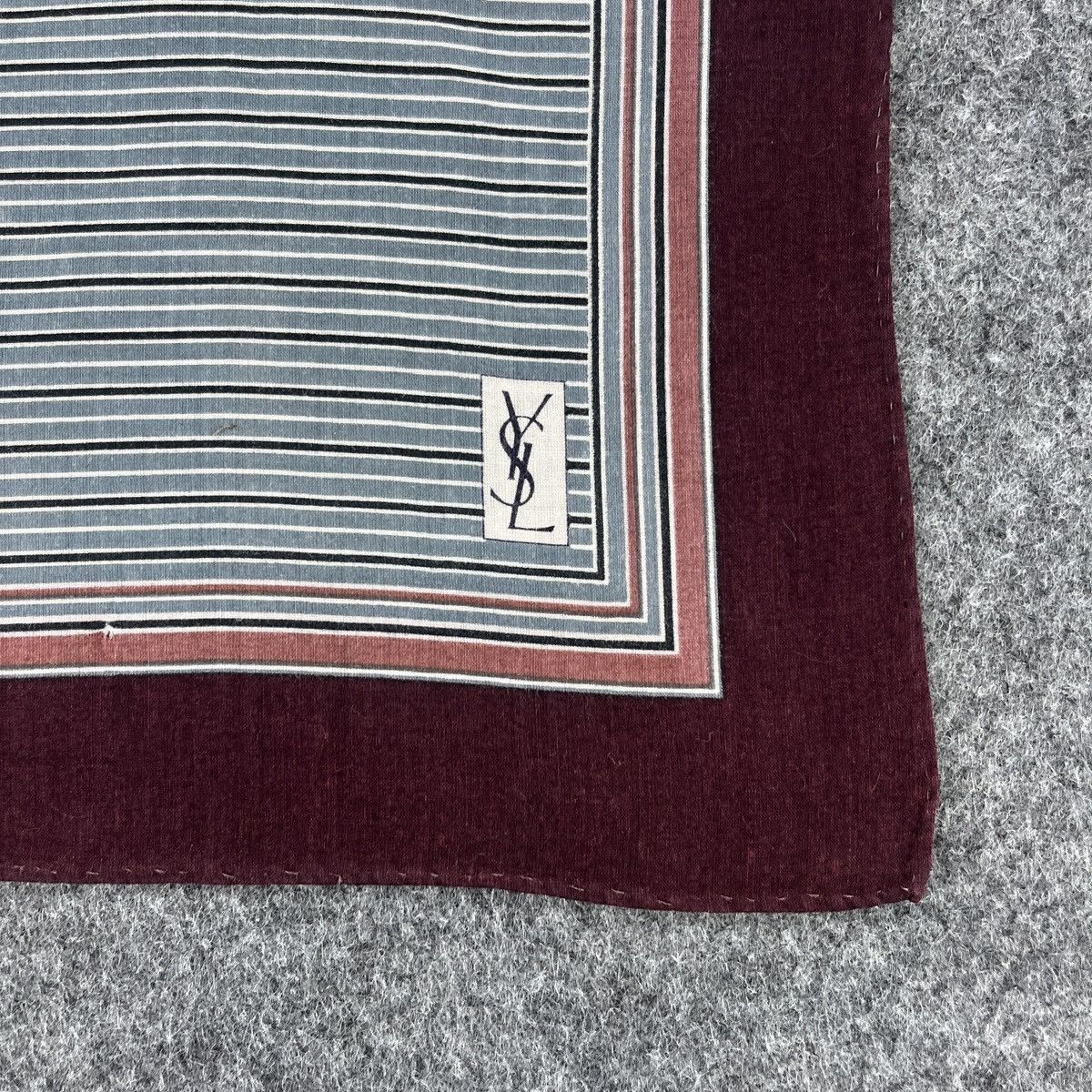 Vintage Yves Saint Laurent Handkerchief / Bandana / Neckerchief B033 Size ONE SIZE - 2 Thumbnail