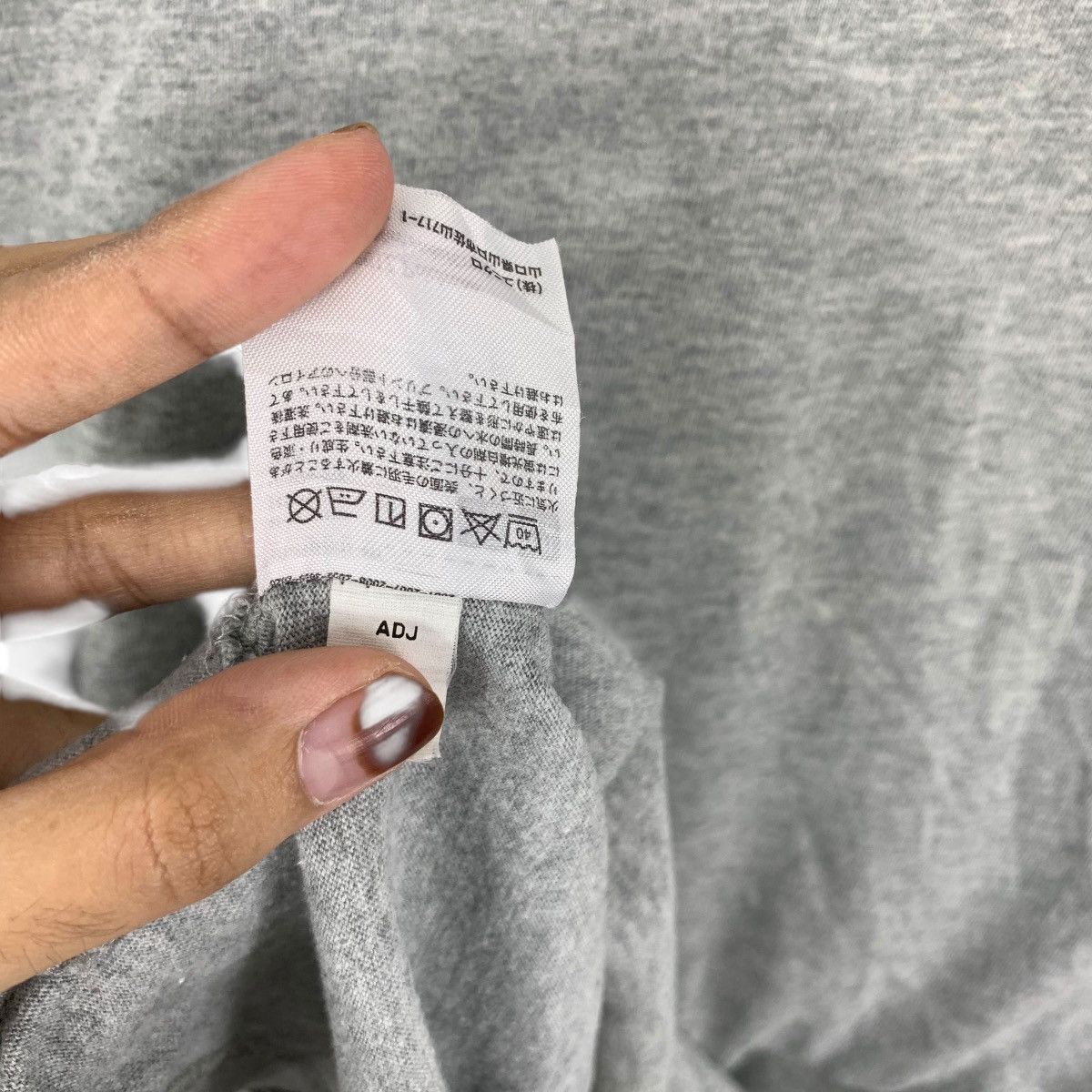 Uniqlo UNIQLO x NINTENDO PIKACHU Pokemon Games Tee Shirt Top Size US M / EU 48-50 / 2 - 8 Thumbnail