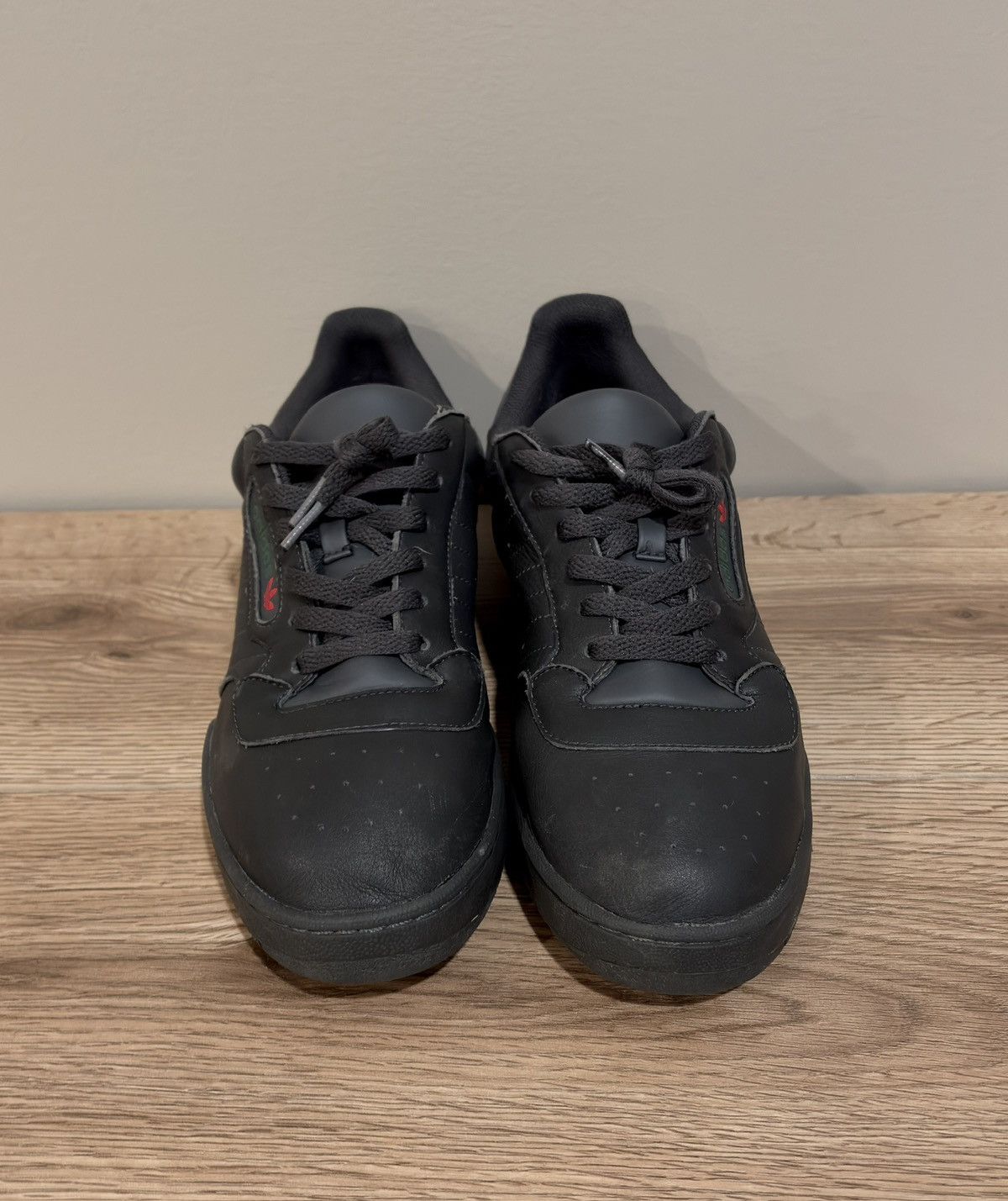 Yeezy Adidas Yeezy Calabasas Powerphase Black Size US 11 / EU 44 - 2 Thumbnail