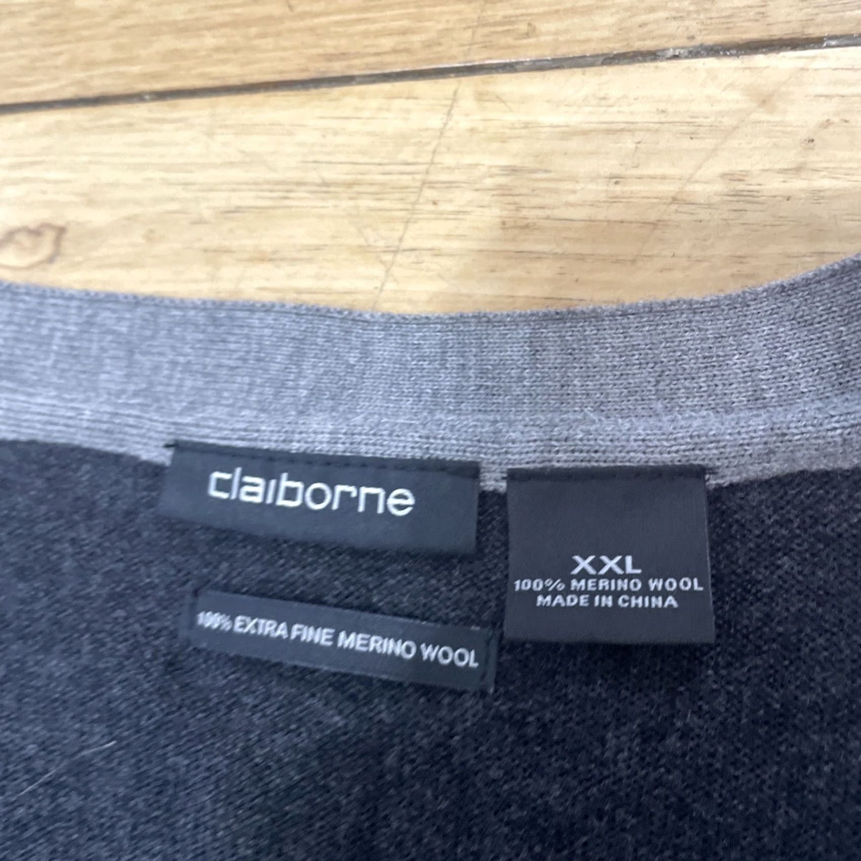 Liz Claiborne Claiborne Cardigan Sweater Men 2XL Navy Blue Wool V-Neck Preppy All Seasons Casual Size US XXL / EU 58 / 5 - 4 Thumbnail