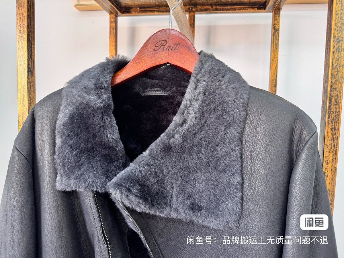 Emporio Armani EMPORIO ARMANI leather fur jacket coat Size US L / EU 52-54 / 3 - 3 Thumbnail