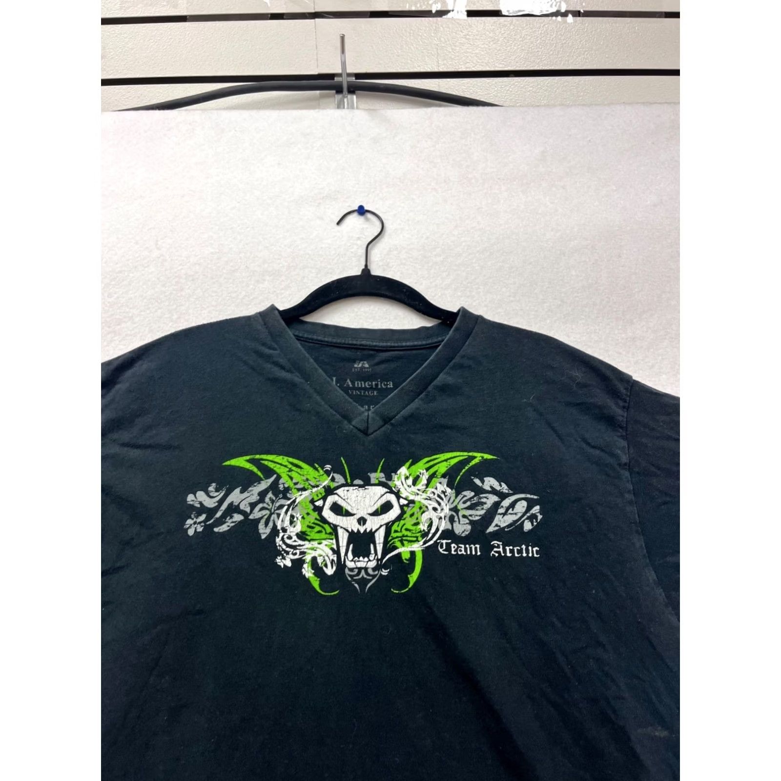 X-LARGE J. America Vintage Arcticwear T-Shirt XL Black Mens X-Large Graphic Design Size US XL / EU 56 / 4 - 7 Thumbnail