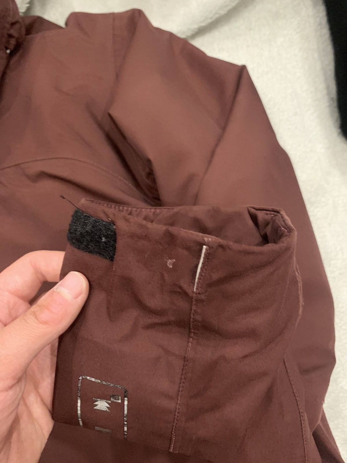Ermenegildo Zegna Zegna Sport AW09 iJacket Project Ski Archive Stereo System Size US S / EU 44-46 / 1 - 19 Thumbnail