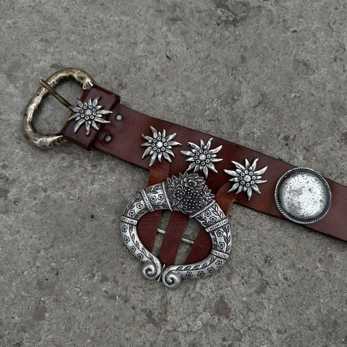 00s archive L.G.B. concho leather belt