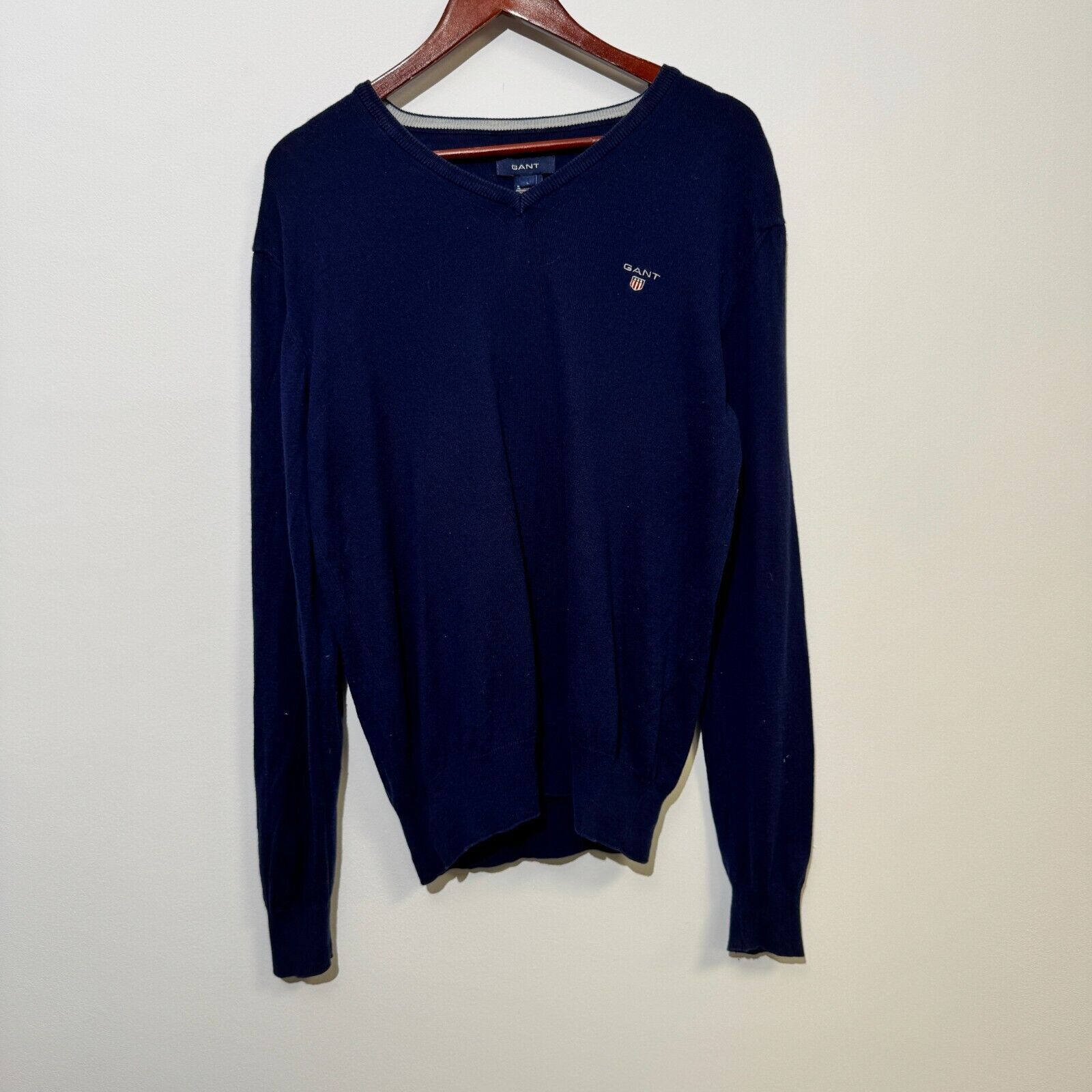 Gant × Vintage Vintage 90s Gant Unisex Navy Cotton Sweater Size L V-Neck Size US L / EU 52-54 / 3 - 1 Thumbnail