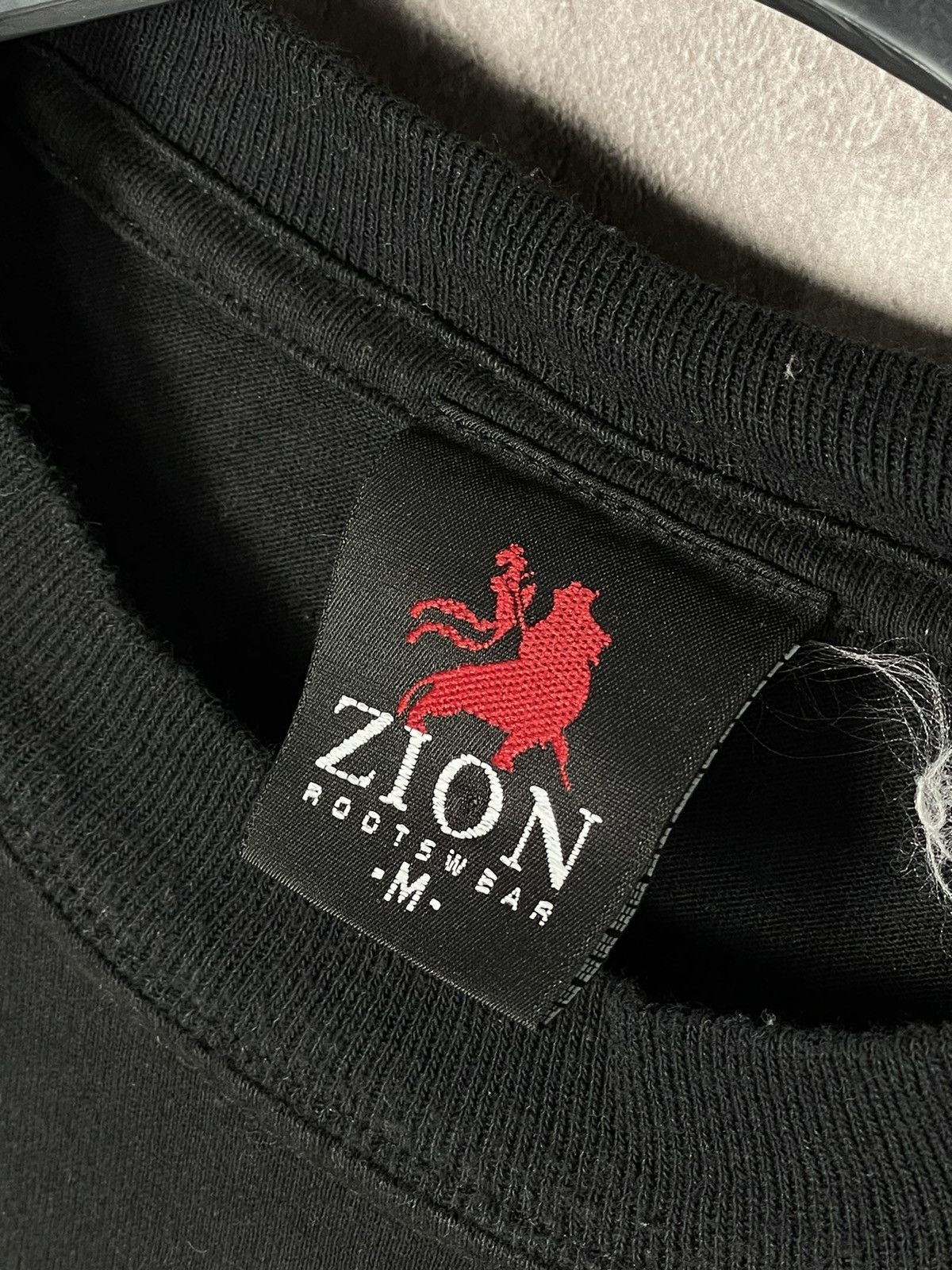 Band Tees × Vintage Black Johnny Cash Zion Crazy Fit M vintage 90s band T shirt Size US M / EU 48-50 / 2 - 10 Thumbnail