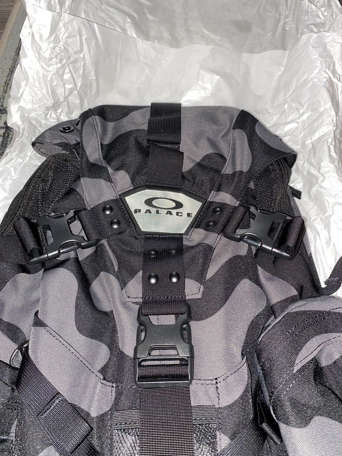 Oakley × Palace Palace x Oakley Icon Backpack Night Clouds | Grailed