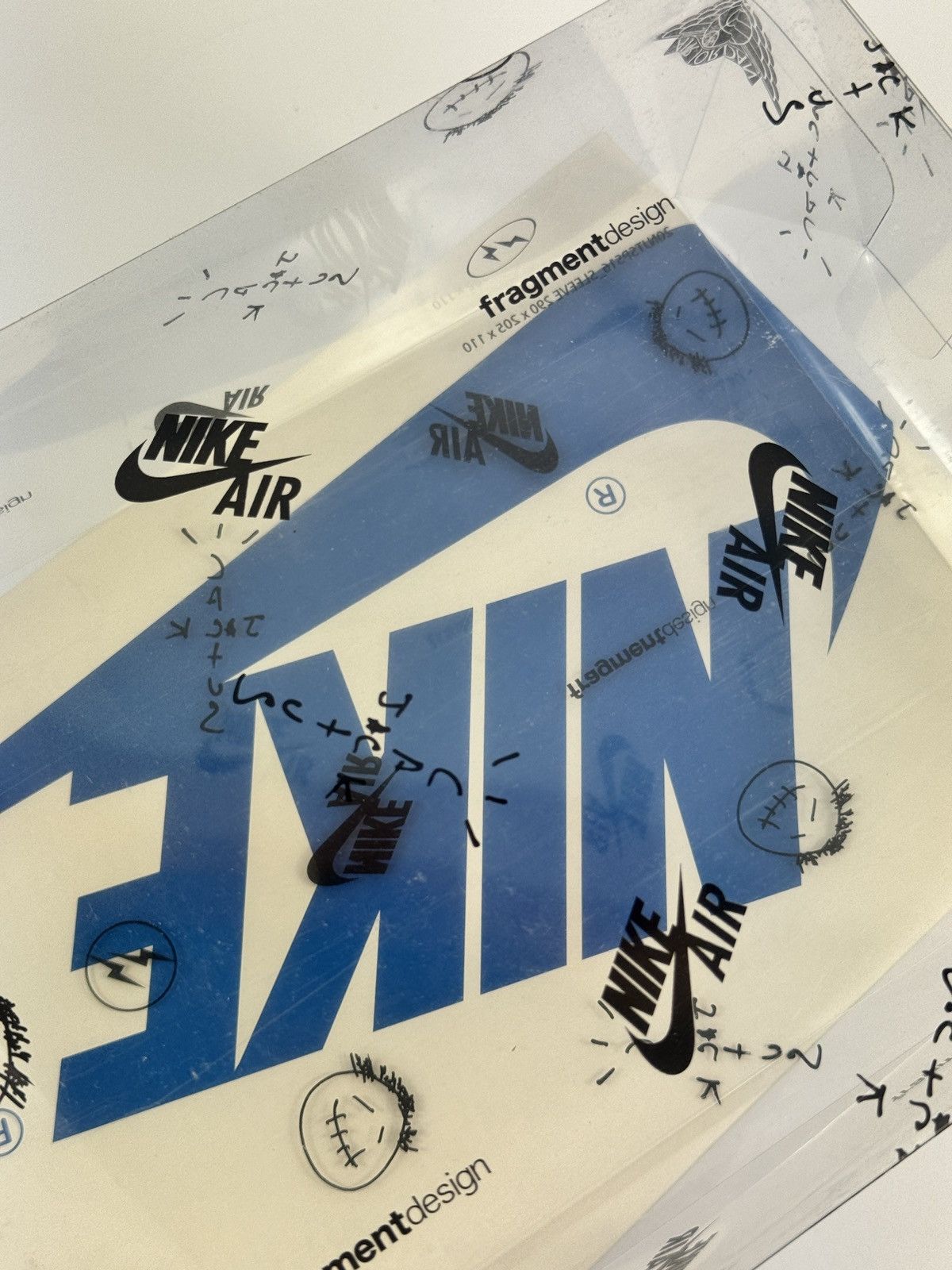 Nike × Travis Scott JORDAN 1 RETRO LOW FRAGMENT X TRAVIS SCOTT SNEAKERS Size US 6 / EU 39 - 17 Thumbnail