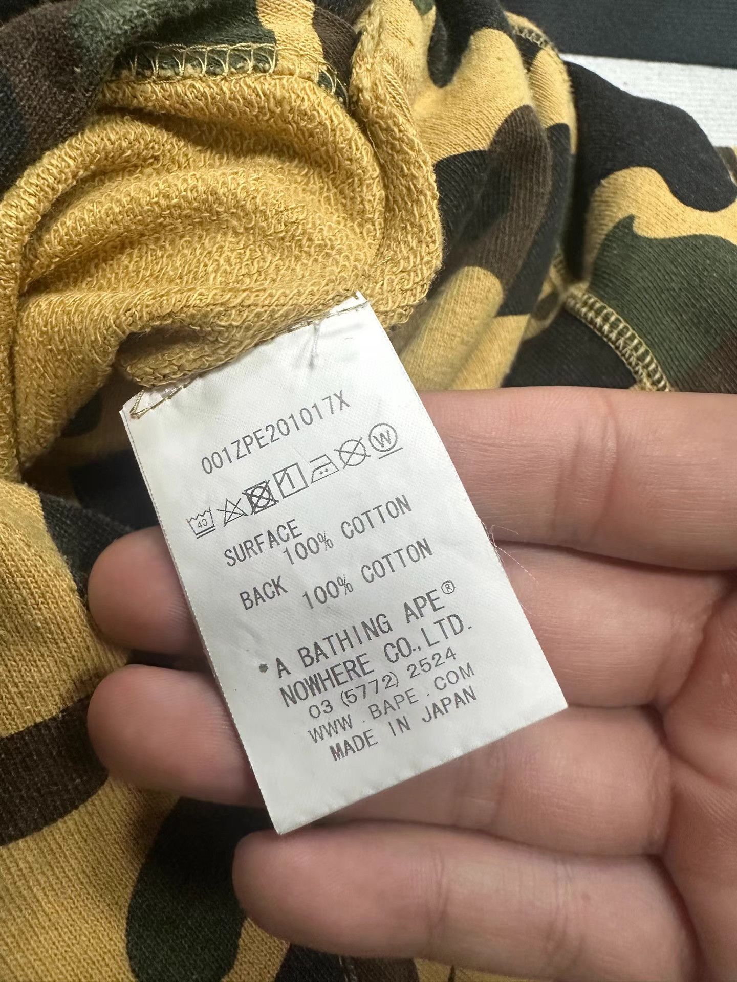 Bape BAPE Reversible Camo Shark Full-Zip Hoodie K5 Size US XL / EU 56 / 4 - 8 Thumbnail