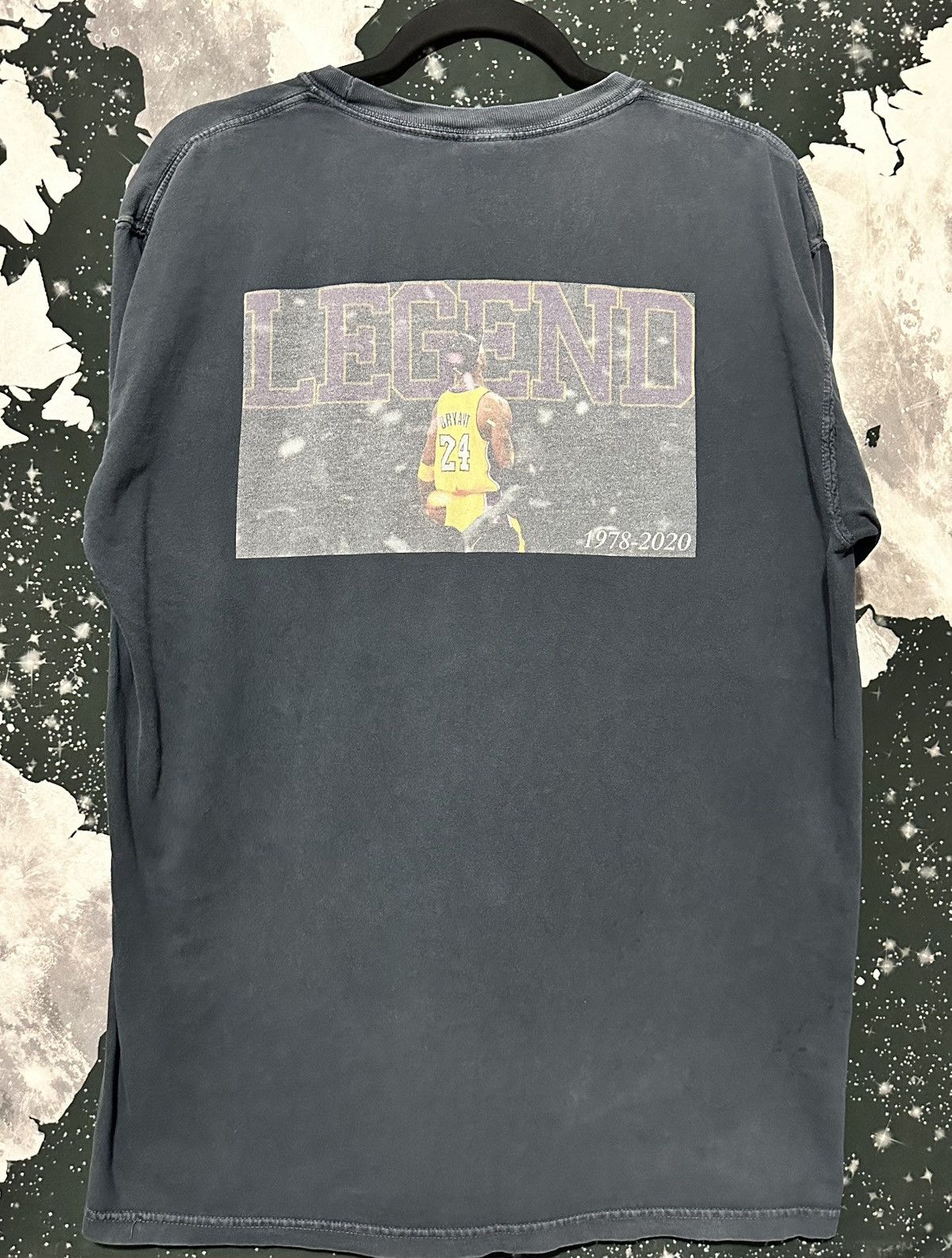 Comfort Colors Kobe Bryant shirt Size US L / EU 52-54 / 3 - 1 Thumbnail