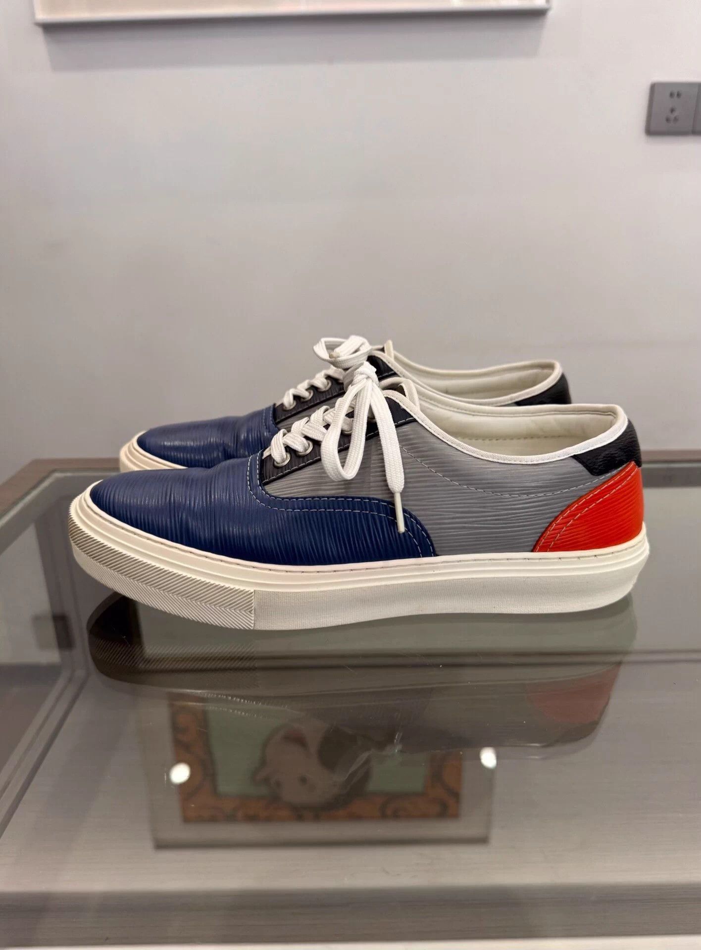 Louis Vuitton LV Blue Gray Orange 99 Colorblock Monogram Back Sneaker 40 Size US 7 / EU 40 - 3 Thumbnail
