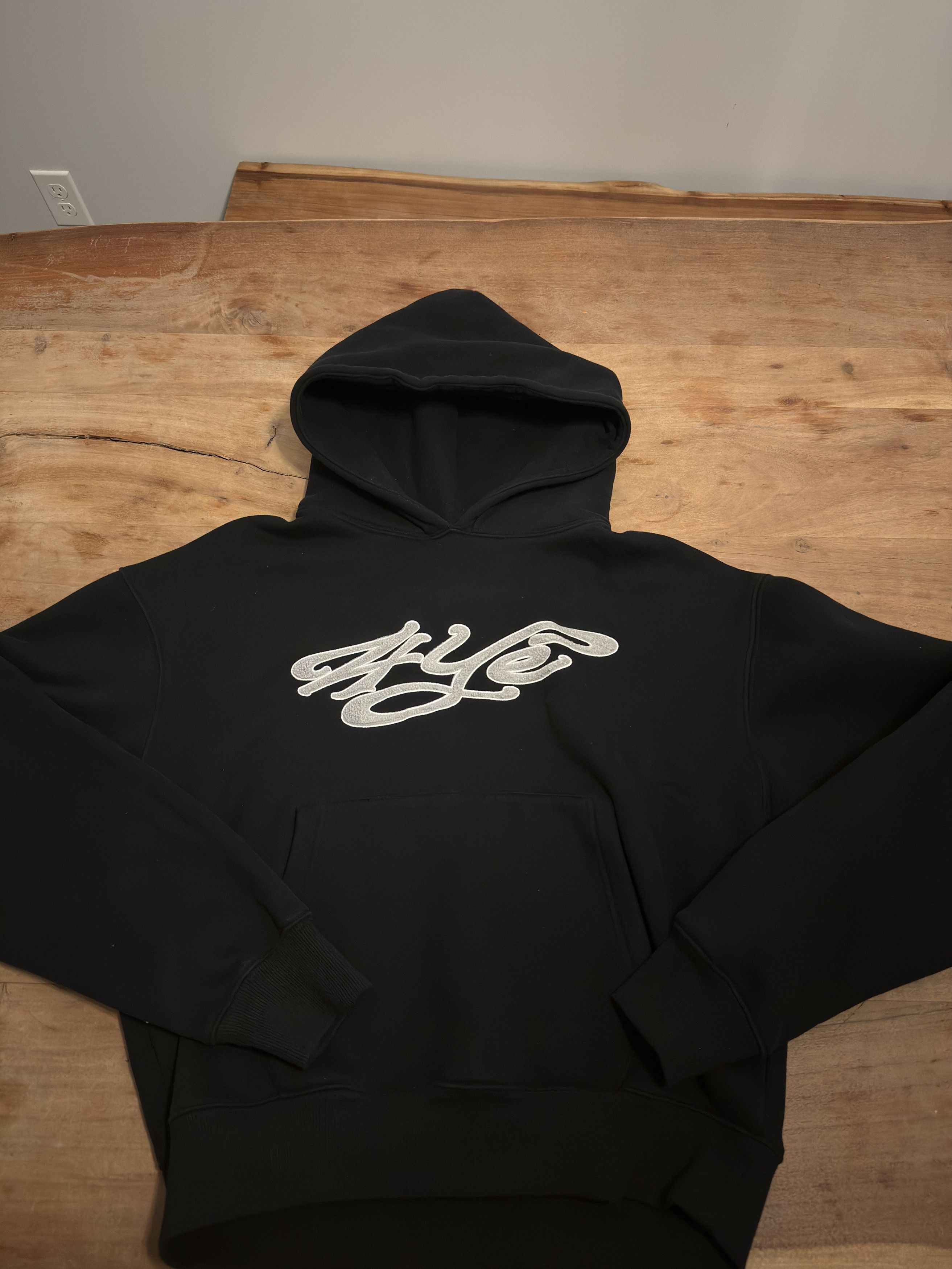 Other 4YE Signature Hoodie - Size 1 (Small/Medium) Size US M / EU 48-50 / 2 - 1 Thumbnail