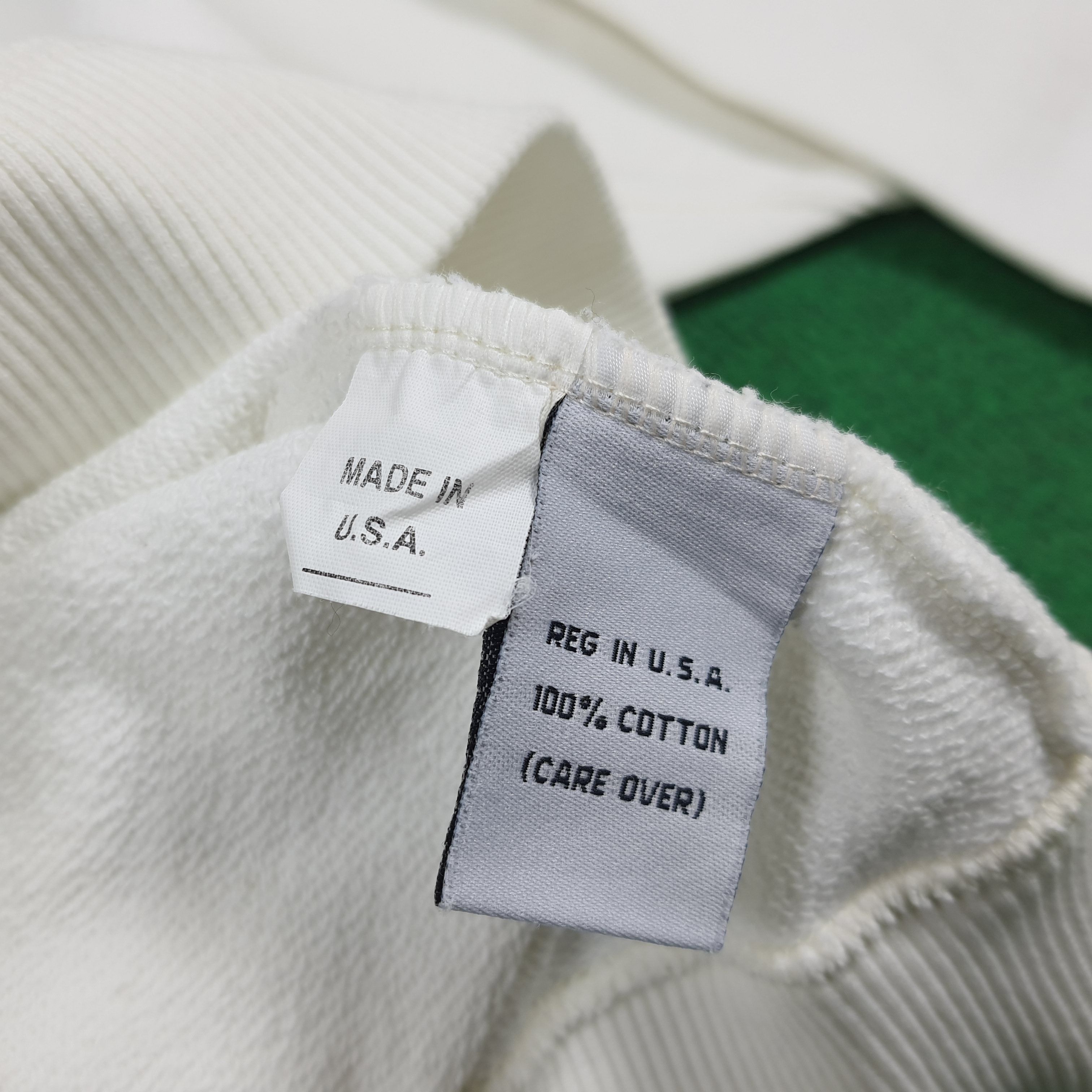 Calvin Klein Vintage Calvin Klein Jeans White Pullover C295N5 Size US M / EU 48-50 / 2 - 5 Thumbnail