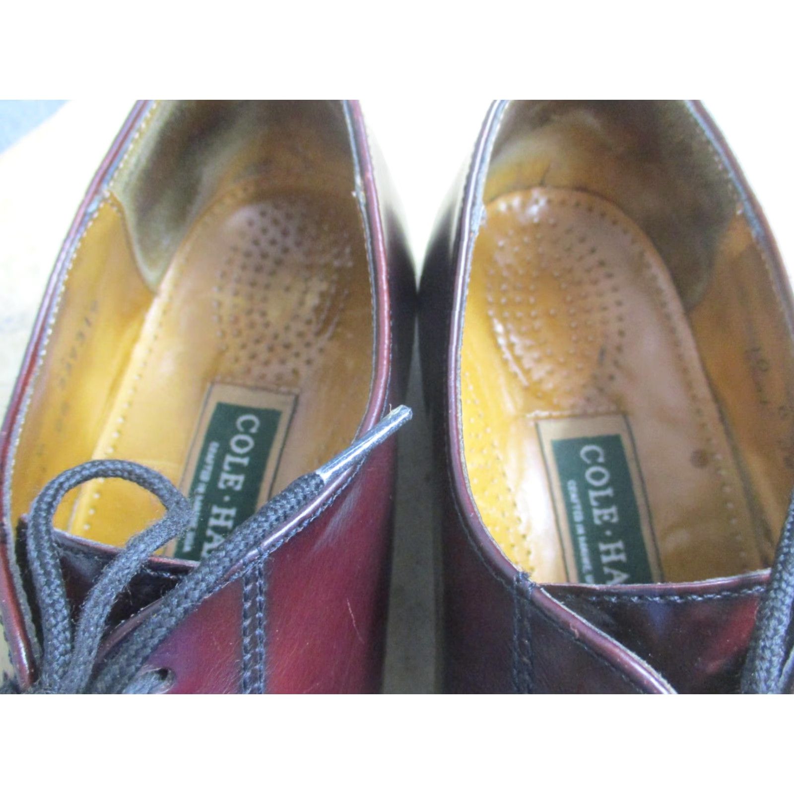 Cole Haan VINTAGE Cole Haan Dress Shoes Mens Size 10 Burgundy Leather Cap Toe Oxford Made USA Size ONE SIZE - 6 Thumbnail