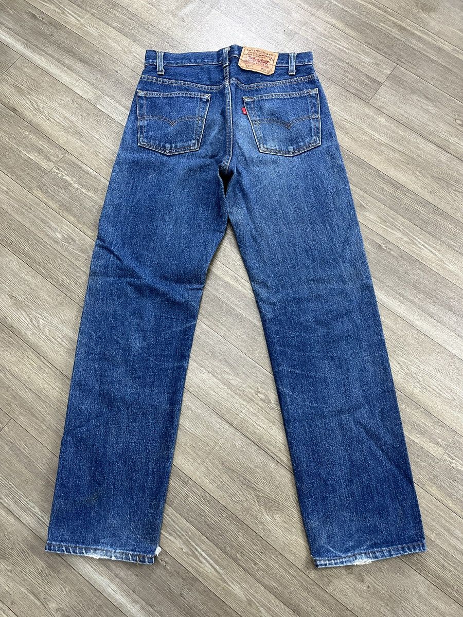 Levi's Vintage Clothing 🇺🇸1990s Vintage Levis 501XX 30x32 Distressed Faded Blue Jeans Size US 30 / EU 46 - 18 Thumbnail