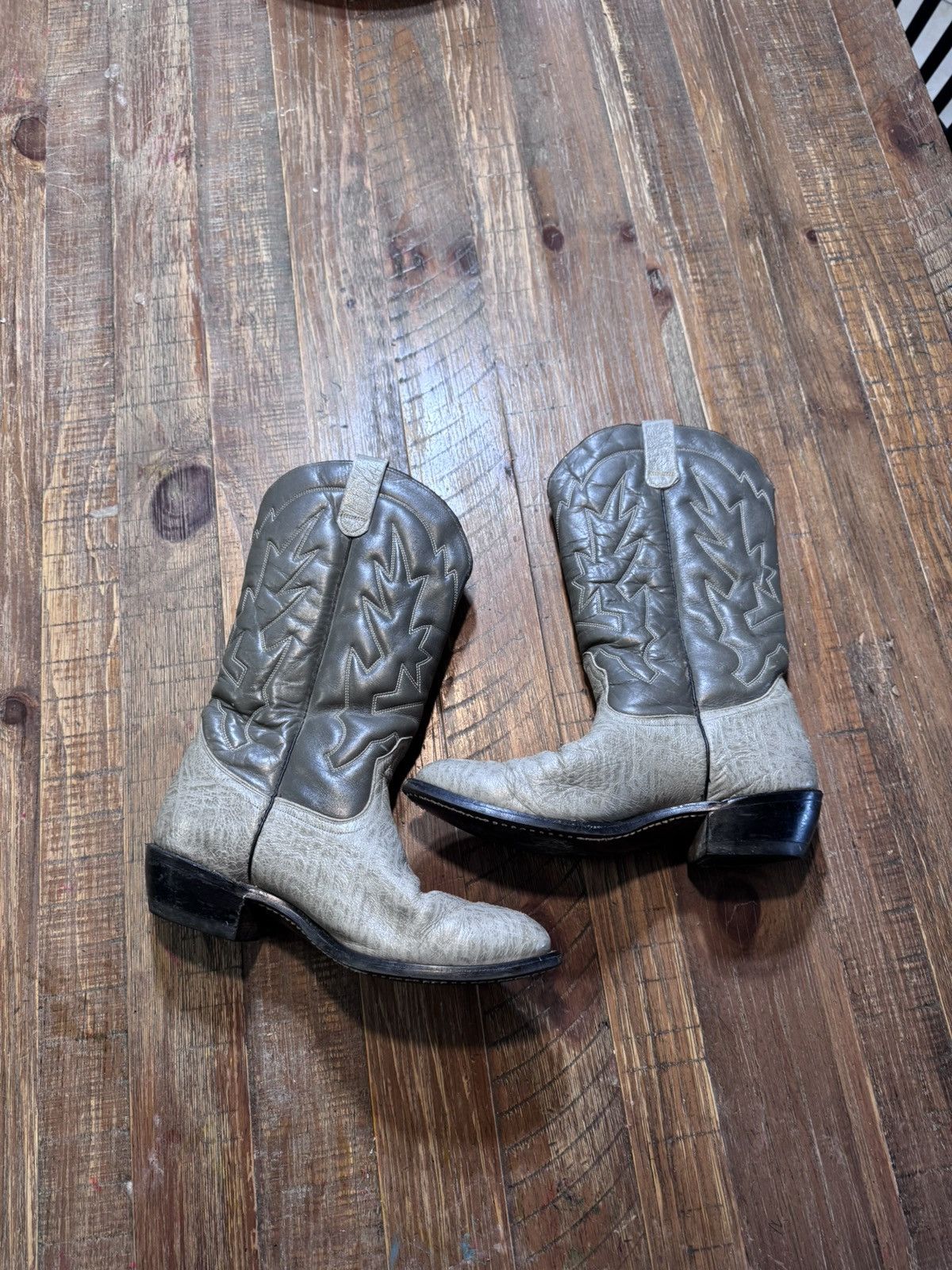 Vintage Men’s Vintage Genuine Leather Western Cowboy Boots Gray Size US 9 / EU 42 - 4 Thumbnail