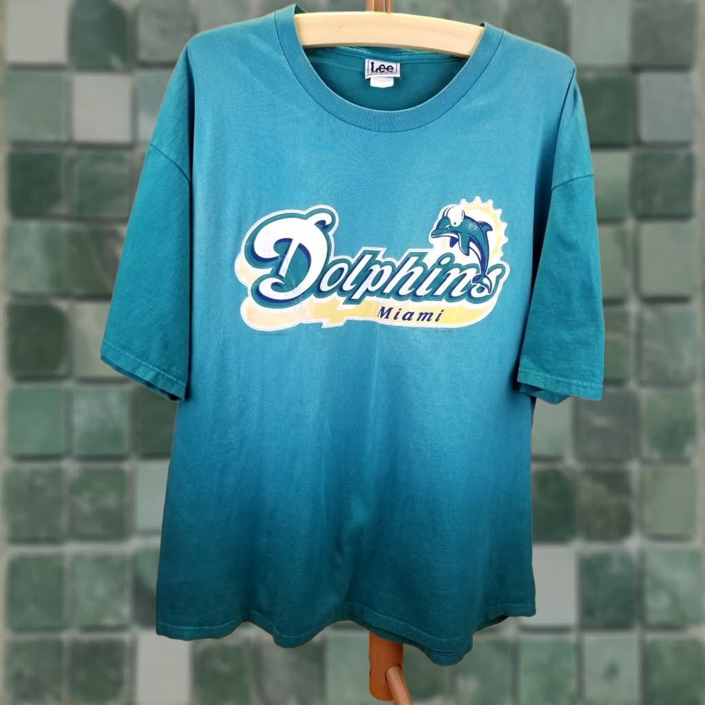 NFL VINTAGE 2001 MIAMI DOLPHINS NFL GRADIANT SUN FADED LEE T-SHIRT XXLARGE BLUE 2XL MEN T-Shirt Size US XXL / EU 58 / 5 - 1 Thumbnail