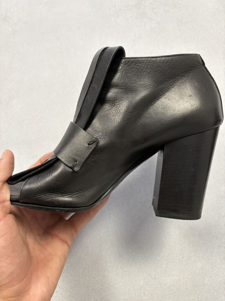 Alexander McQueen Alexander McQueen McQ Black Leather Zipper Block Heel Boots Size US 8 / IT 38 - 9 Thumbnail