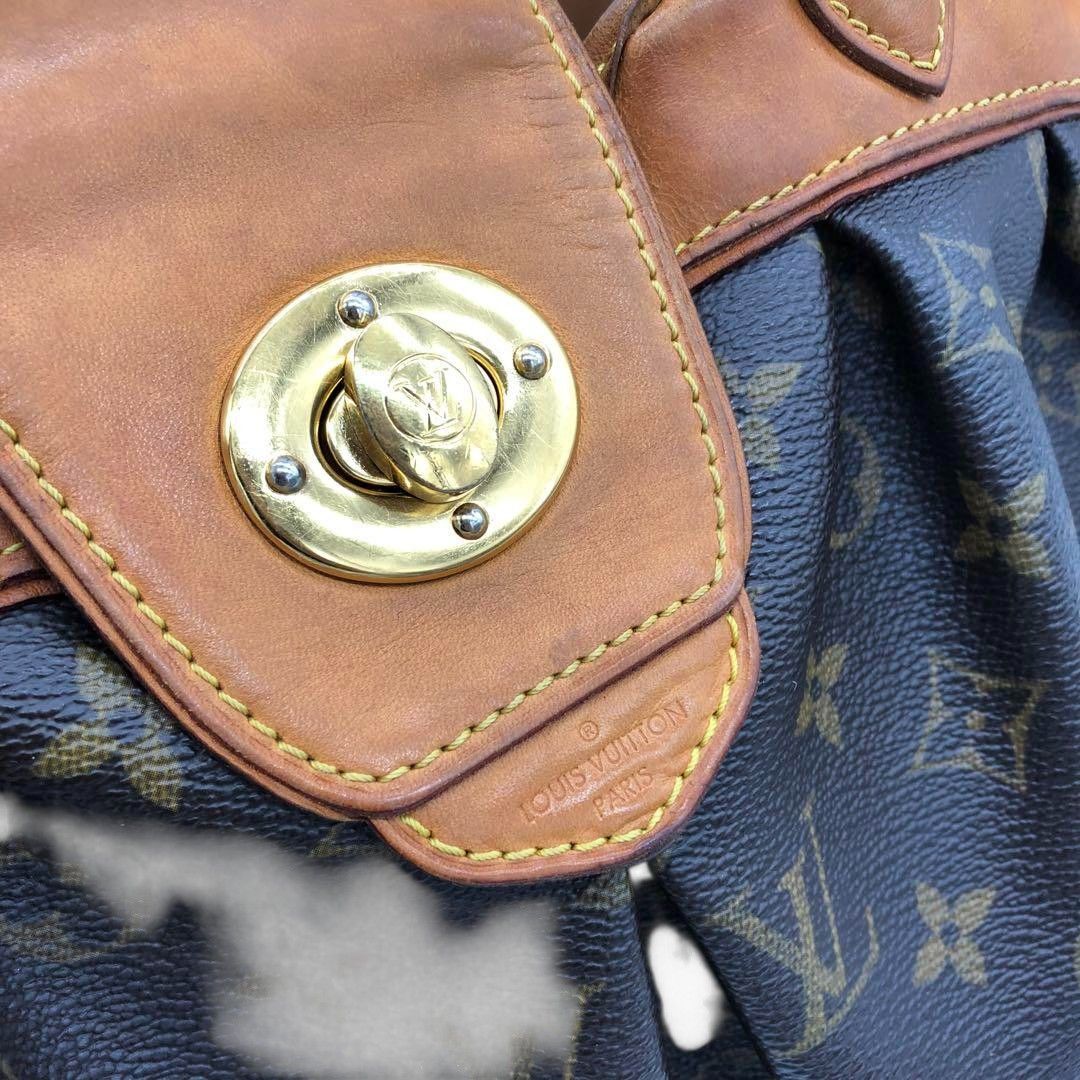 Louis Vuitton Louis Vuitton - Boetie MM Handbag Monogram Leather LV Size ONE SIZE - 6 Thumbnail