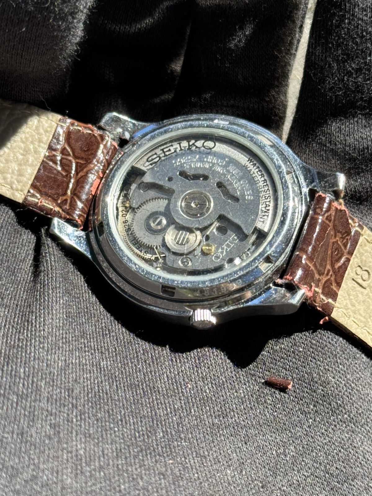 Seiko Seiko 5 Japan Made Automatic 21 Jewels SNKE01J1 Size 36 - 17 Thumbnail