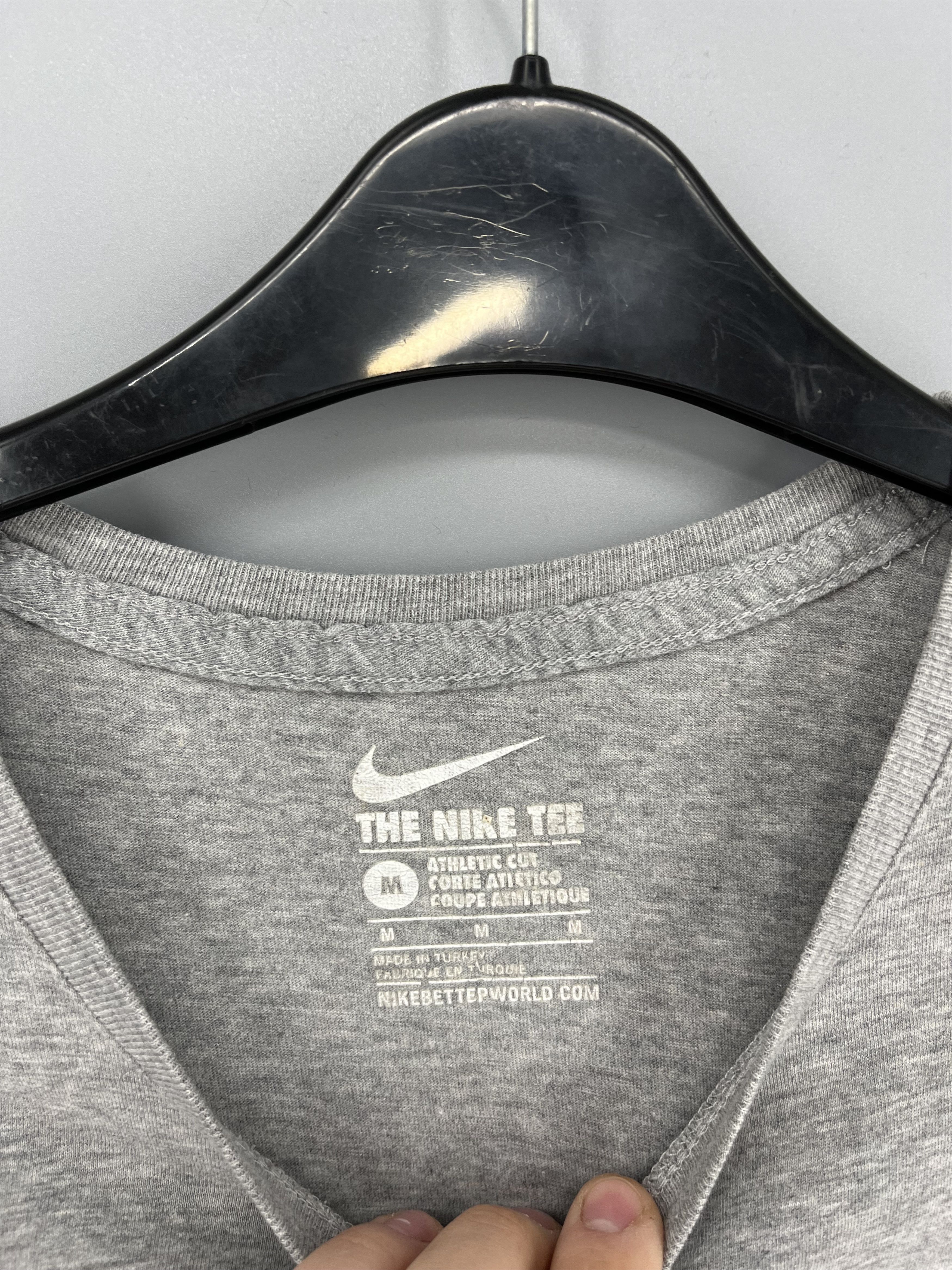 Nike Vintage 90s Nike Swoosh Logo Tee Travis Scott Style Grailed Size US M / EU 48-50 / 2 - 7 Thumbnail