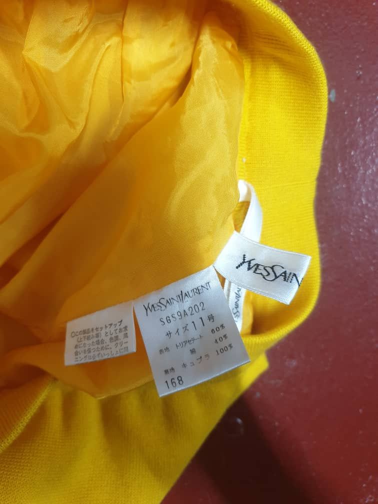 Yves Saint Laurent Yves Saint Laurent yellow Colour Luxury Skirt Size 28" / US 6 / IT 42 - 2 Thumbnail