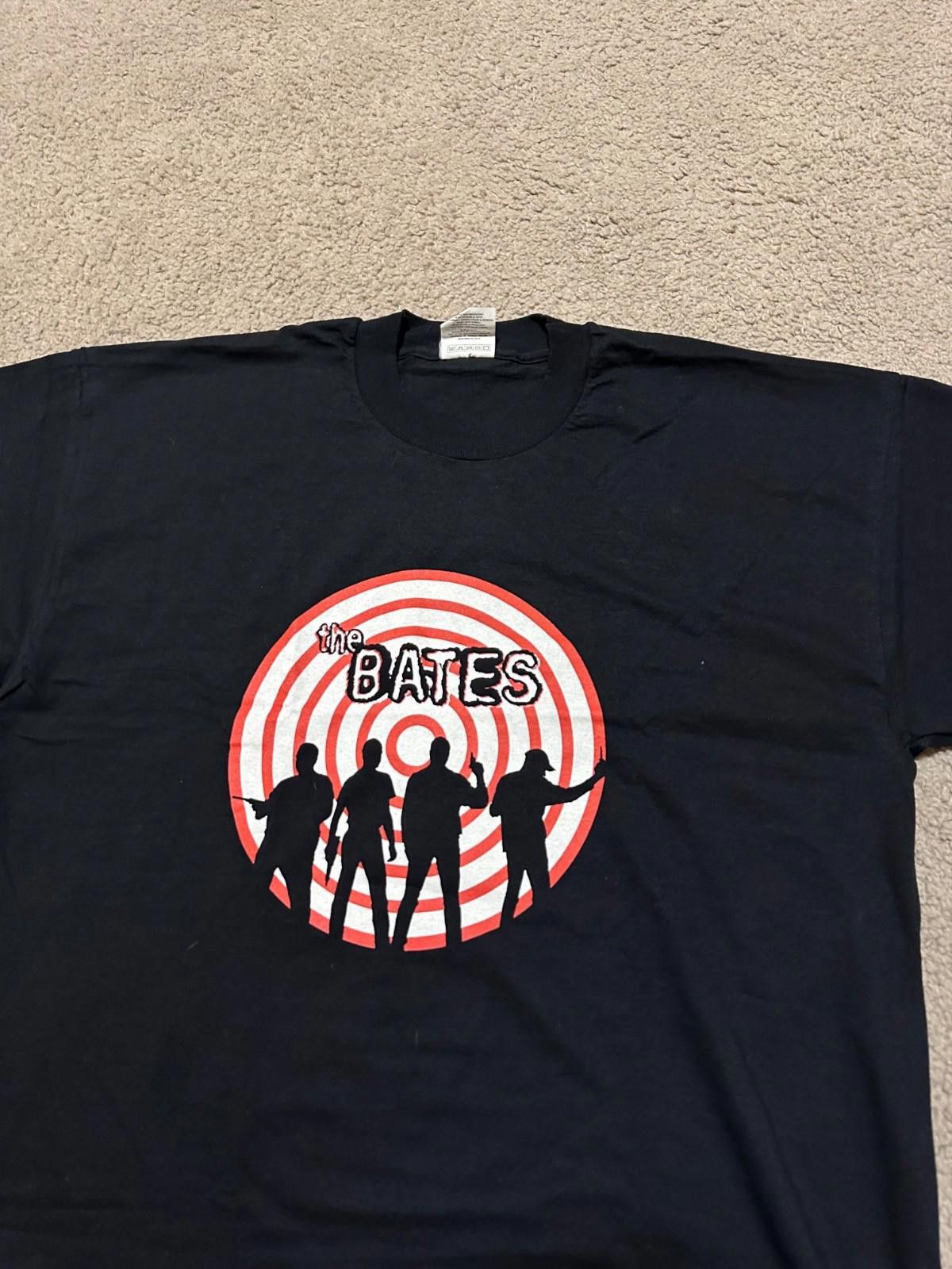 Fruit Of The Loom Vintage The Bates 1999 Tour T Shirt Sz XL Size US XL / EU 56 / 4 - 3 Thumbnail