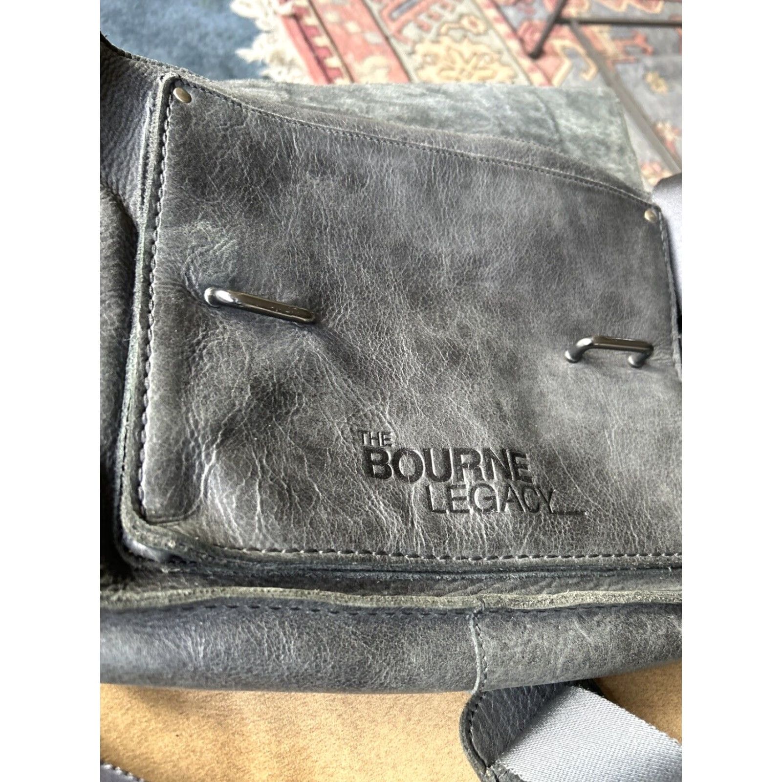 Roots ROOTS The Bourne Legacy Canada Leather Crossbody Messenger Bag 13" Men Black Leather Messenger Bag 13" Canada Roots Mens Mens Leather Crossbody Bag Size ONE SIZE - 2 Thumbnail