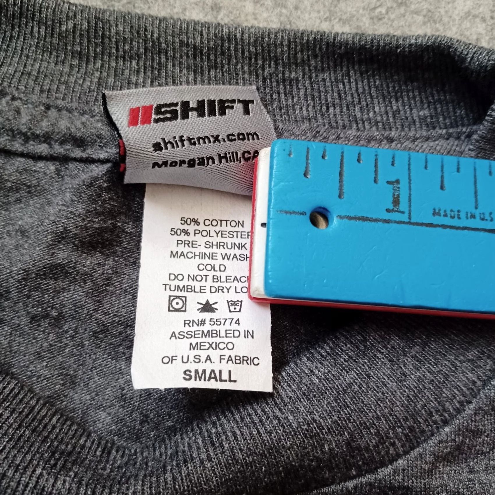 Logo 7 VINTAGE Shift Racing T Shirt Mens Small Gray Raised Center Logo Short Sleeve Size US S / EU 44-46 / 1 - 2 Thumbnail