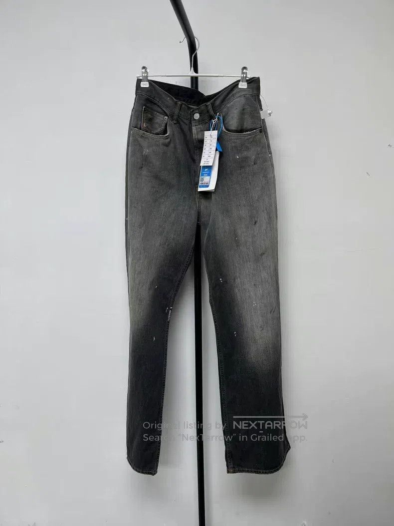 Acne Studios Acne Studios Distressed loose button-up wide-leg jeans Size US 32 / EU 48 - 1 Thumbnail