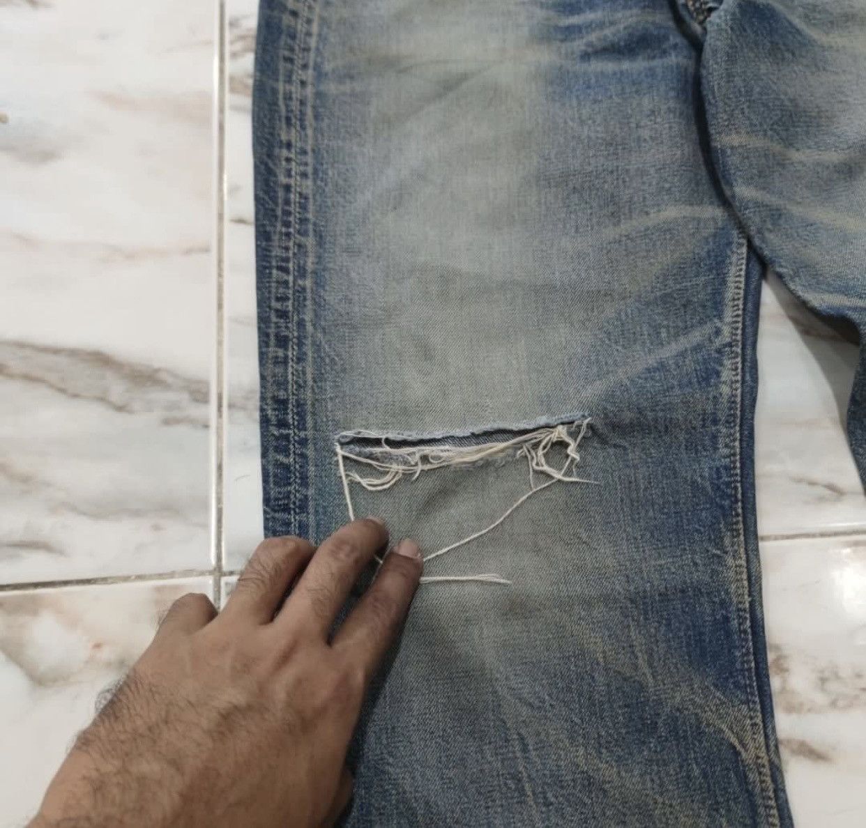 Warehouse × Warehouse & Co. Vintage Warehouse Selvedge Jeans distressed Size US 31 - 3 Thumbnail