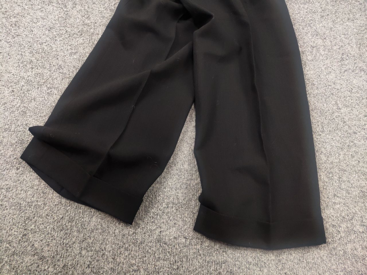 Yves Saint Laurent Yves Saint Laurent Vintage Classic men's wool trousers Pants Size US 34 / EU 50 - 3 Thumbnail