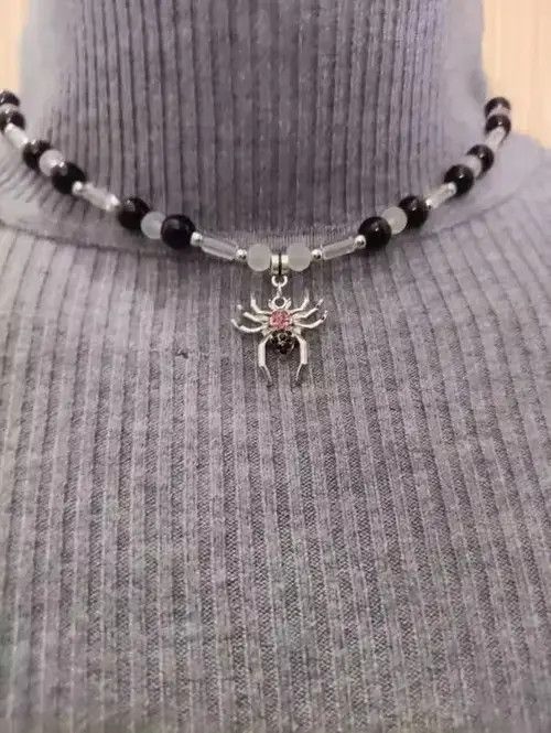 Jewelry Spider Vintage Necklace chain pendent Size ONE SIZE - 2 Thumbnail