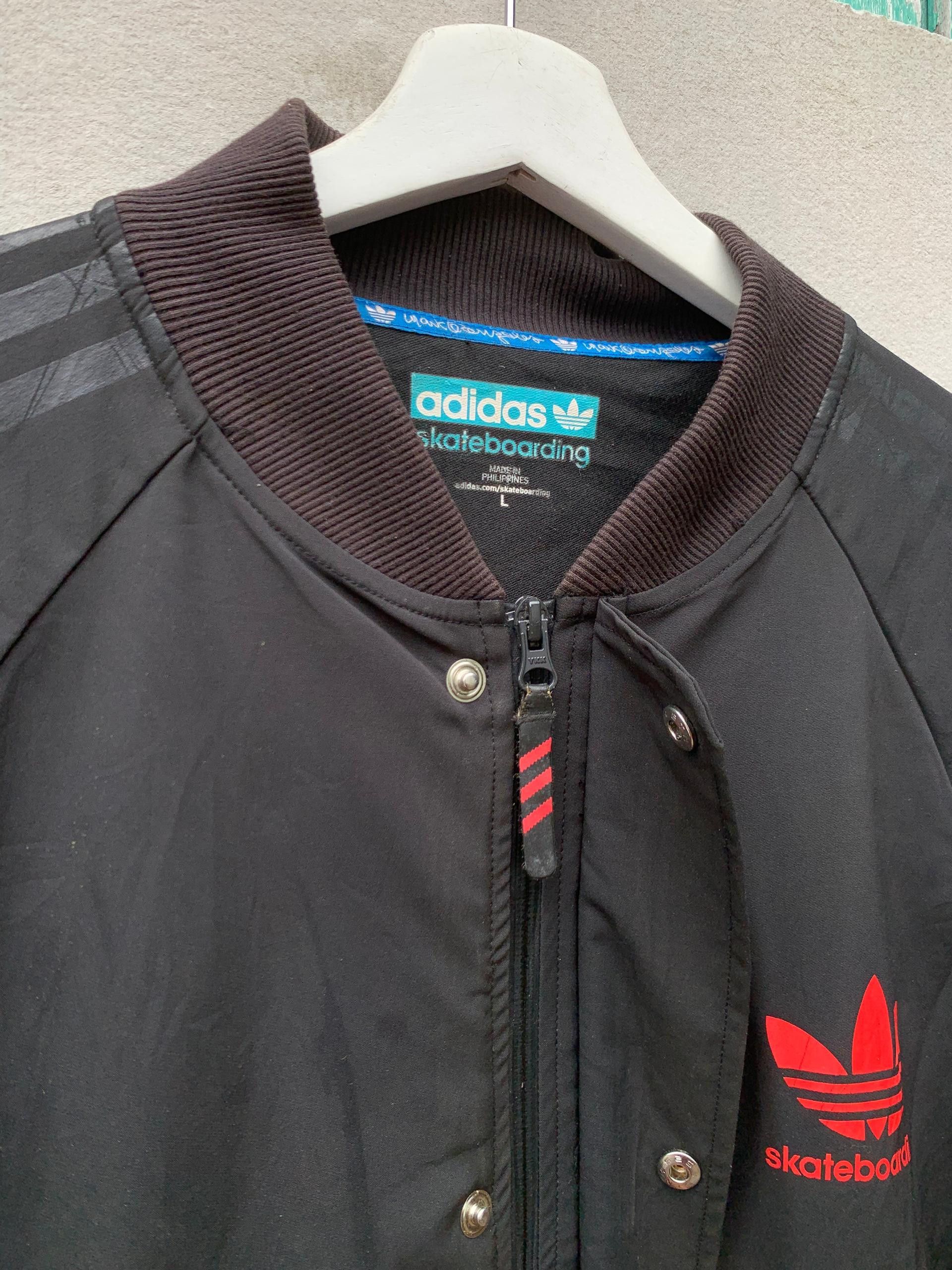 Adidas vtg Adidas Skateboarding Cartoon Button Zipper Jacket Size US L / EU 52-54 / 3 - 6 Thumbnail