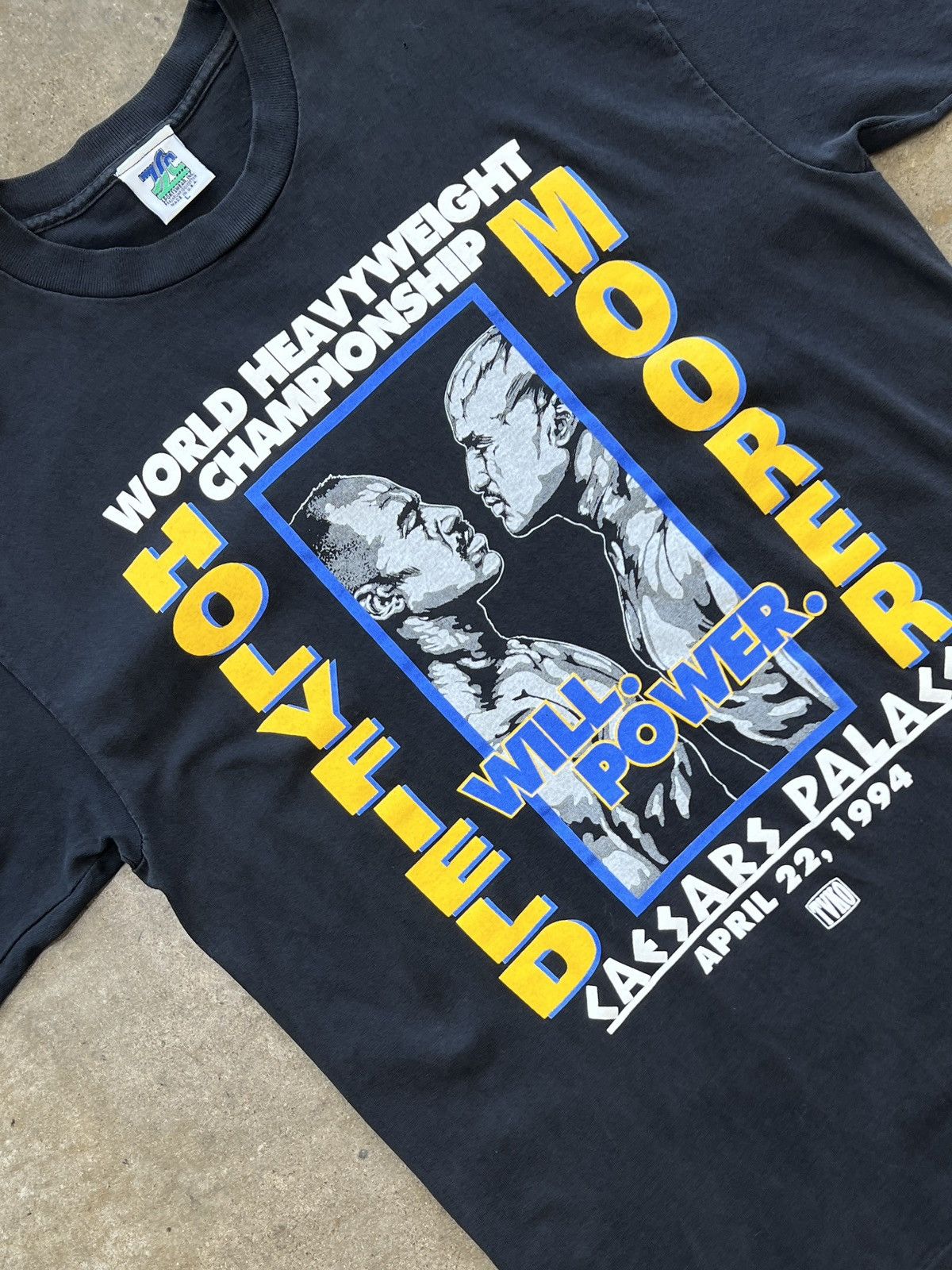Band Tees Vintage 1994 Heavyweight Championship Holyfield Moorer Large Size US L / EU 52-54 / 3 - 1 Thumbnail
